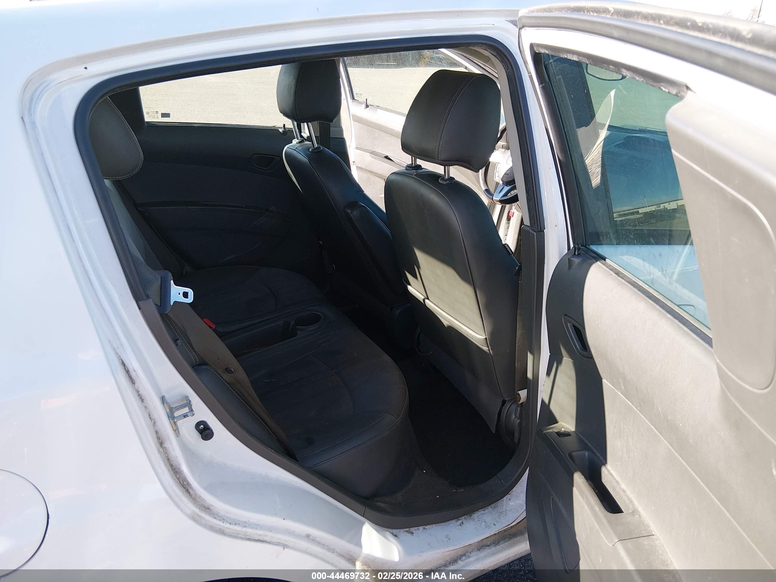 CHEVROLET SPARK image 8