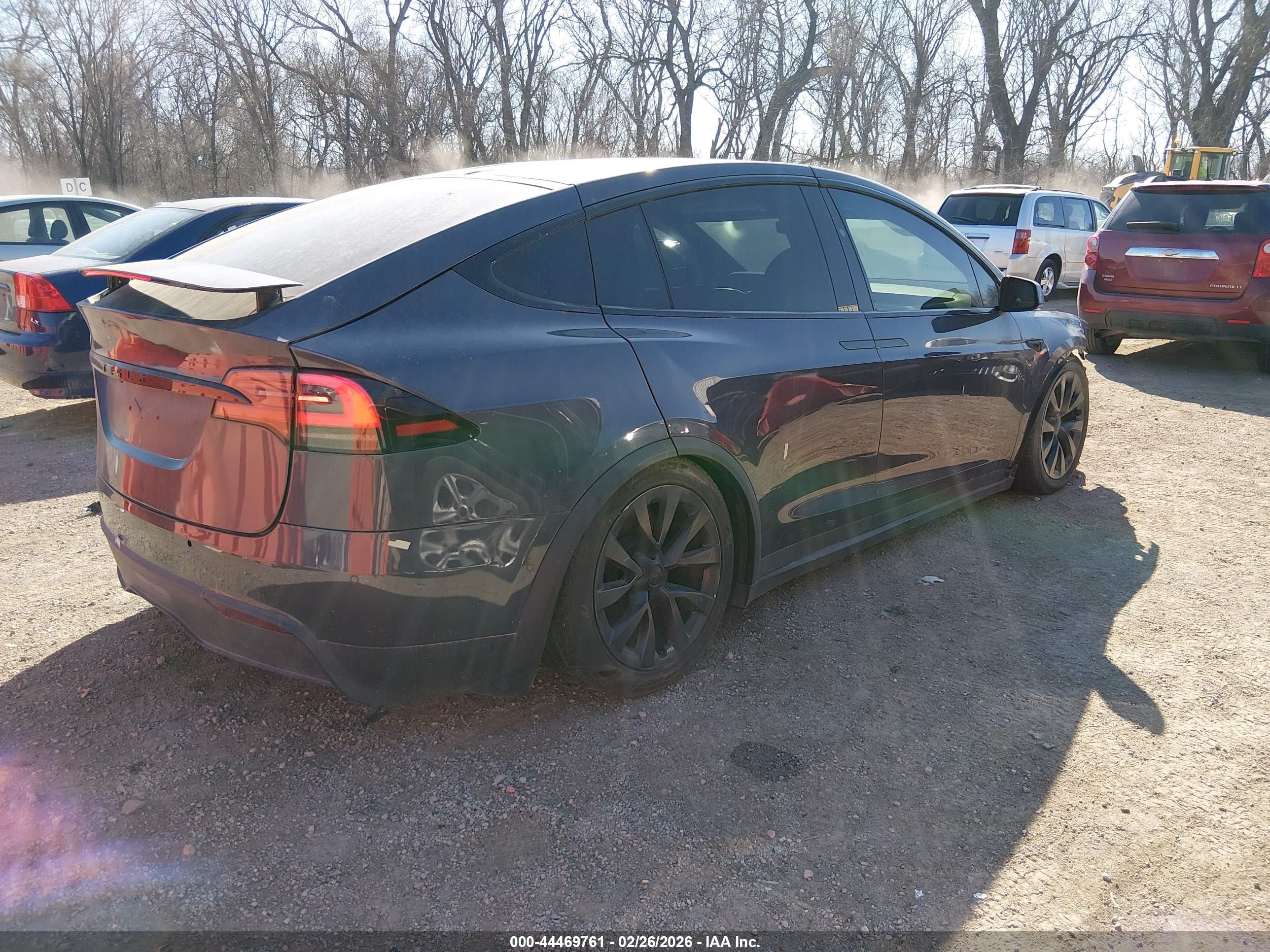 TESLA MODEL image 4