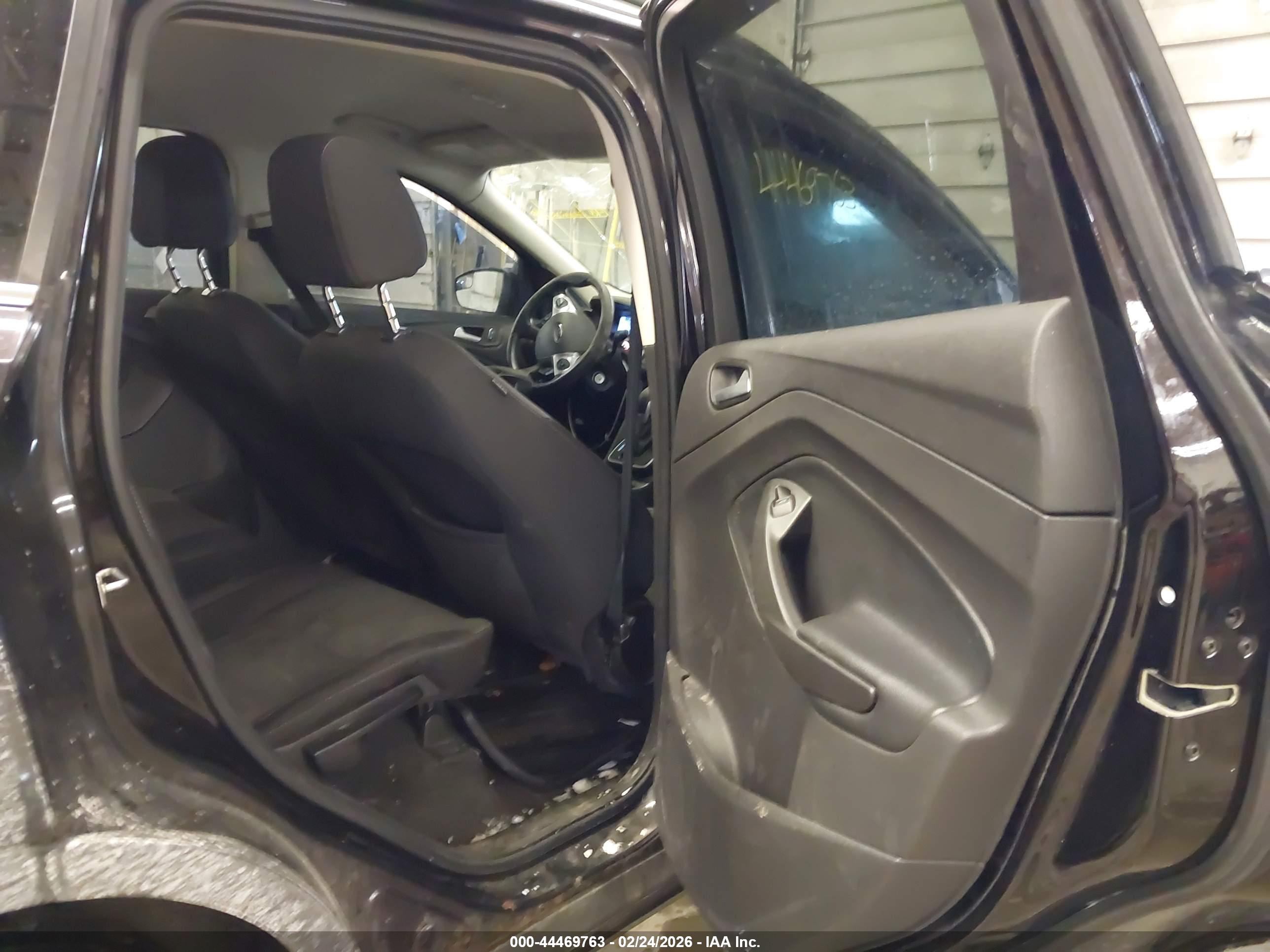FORD ESCAPE image 8