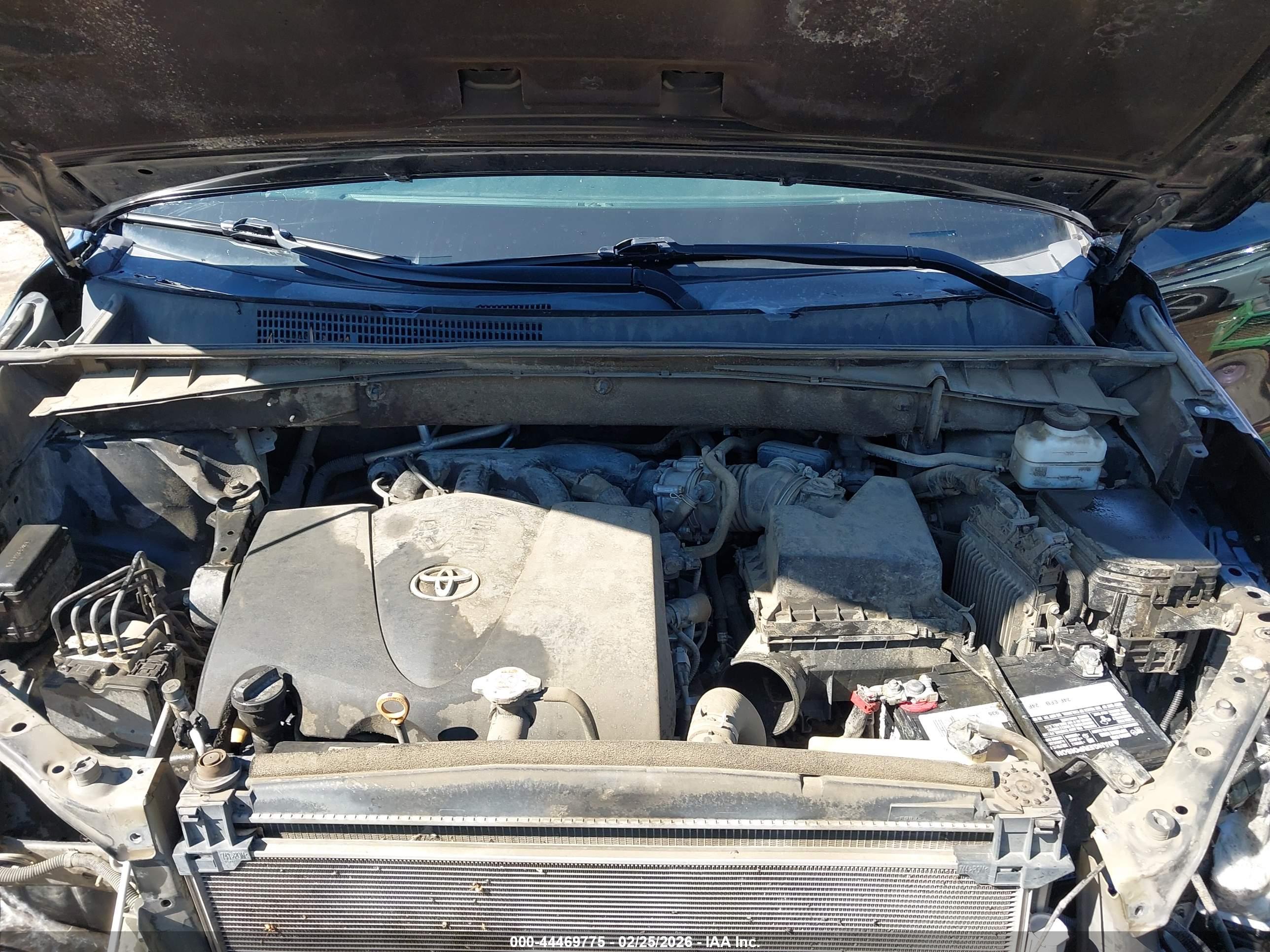 TOYOTA HIGHLANDER image 10