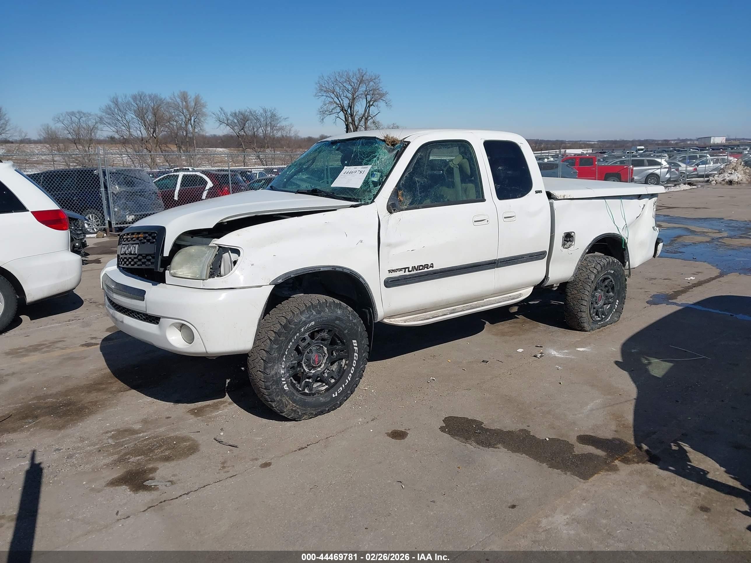 TOYOTA TUNDRA image 2