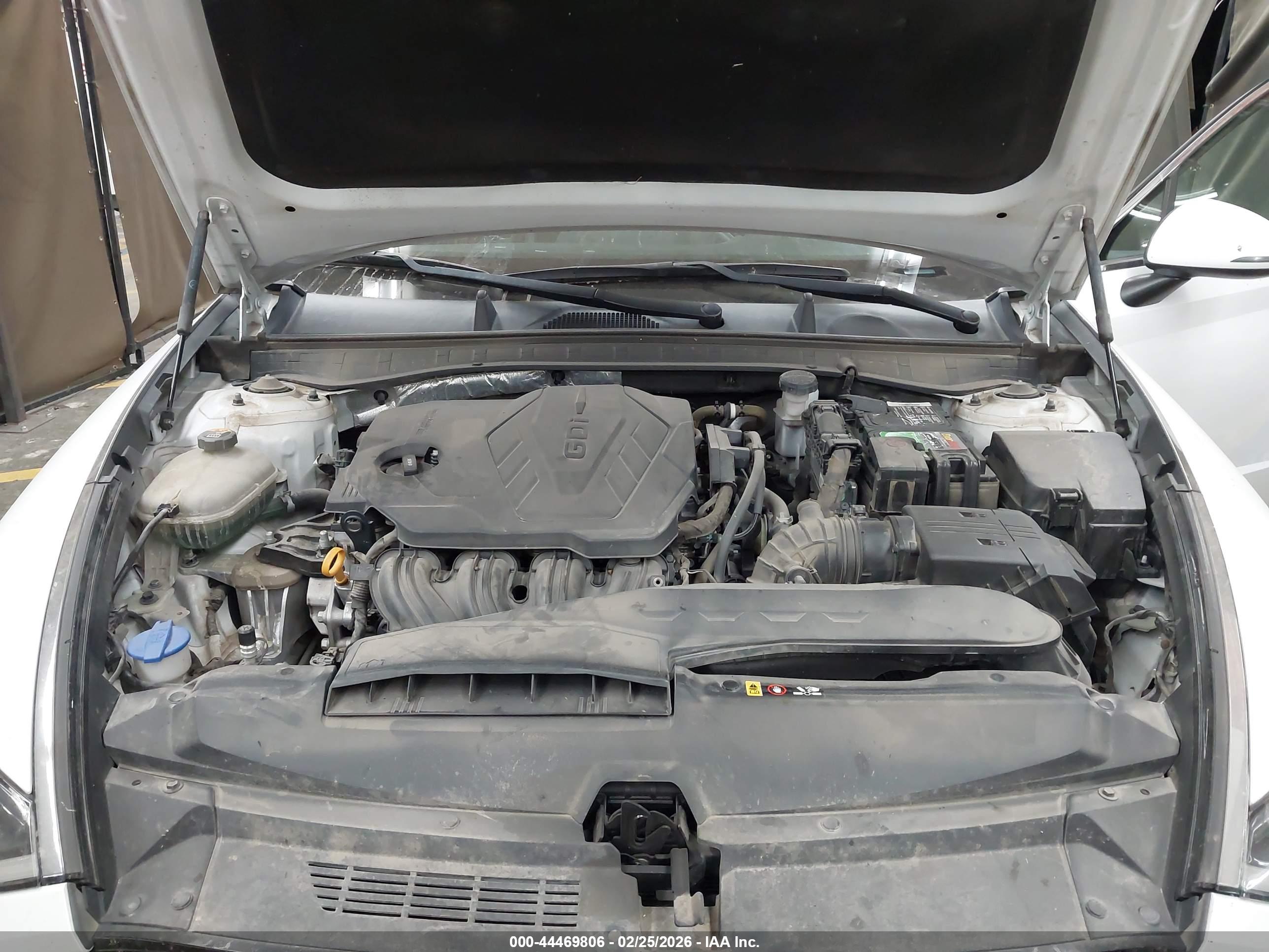 HYUNDAI SONATA image 10