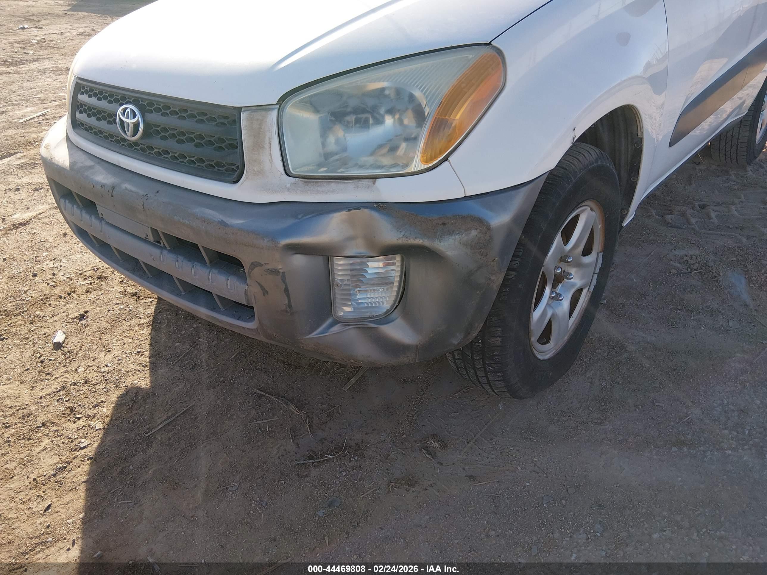 TOYOTA RAV4 image 6