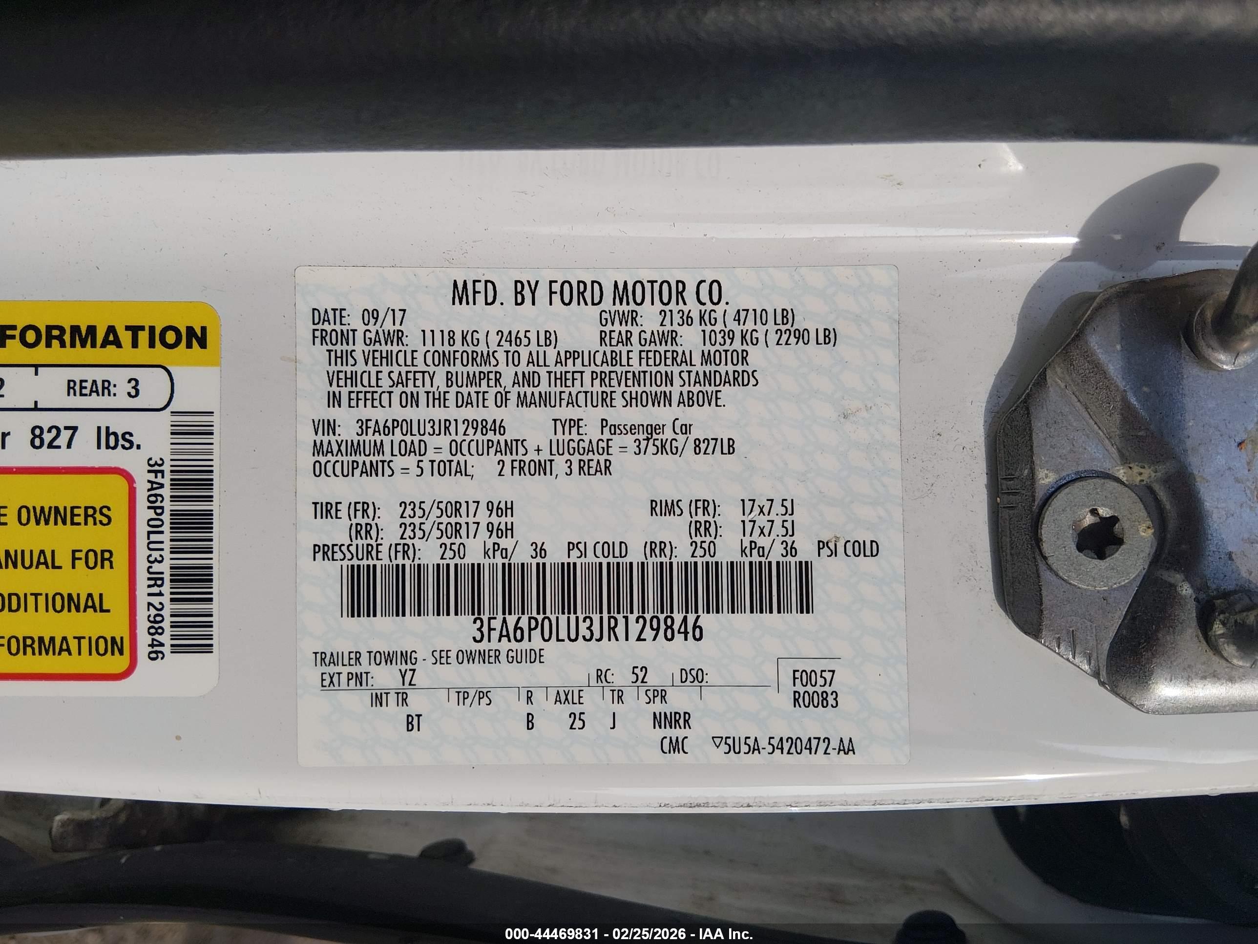 FORD FUSION image 9