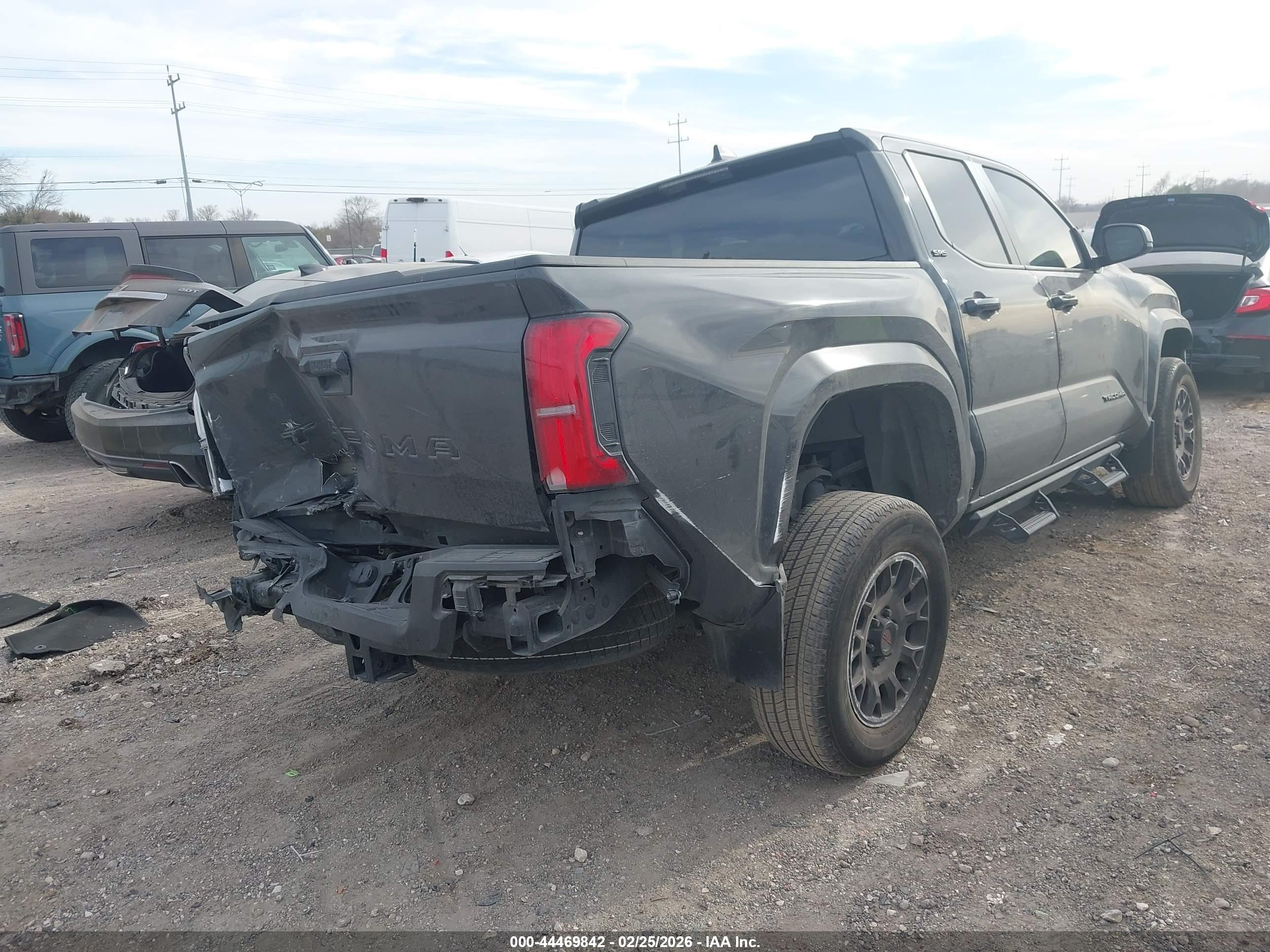 TOYOTA TACOMA image 4
