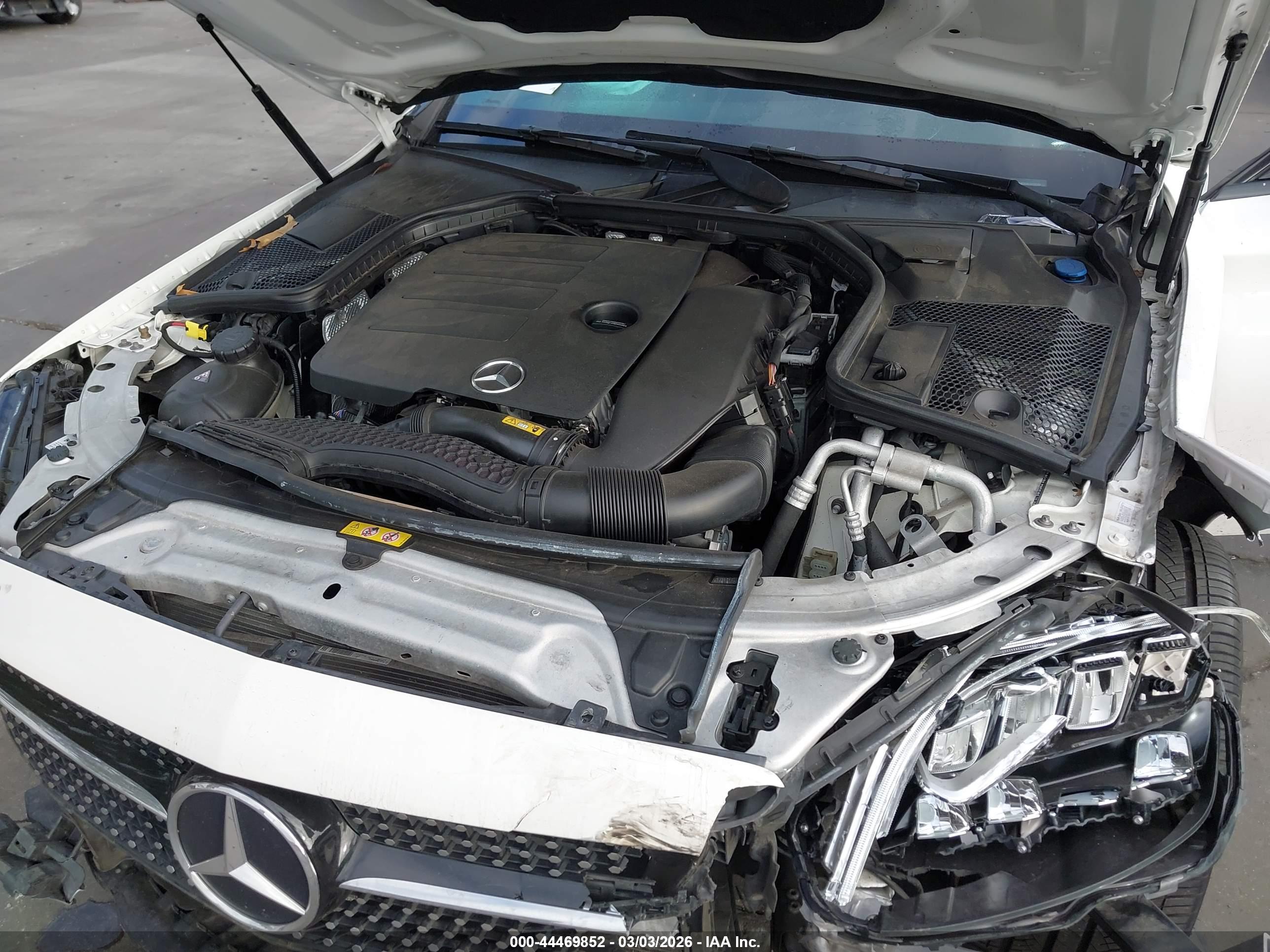 MERCEDES-BENZ C image 10