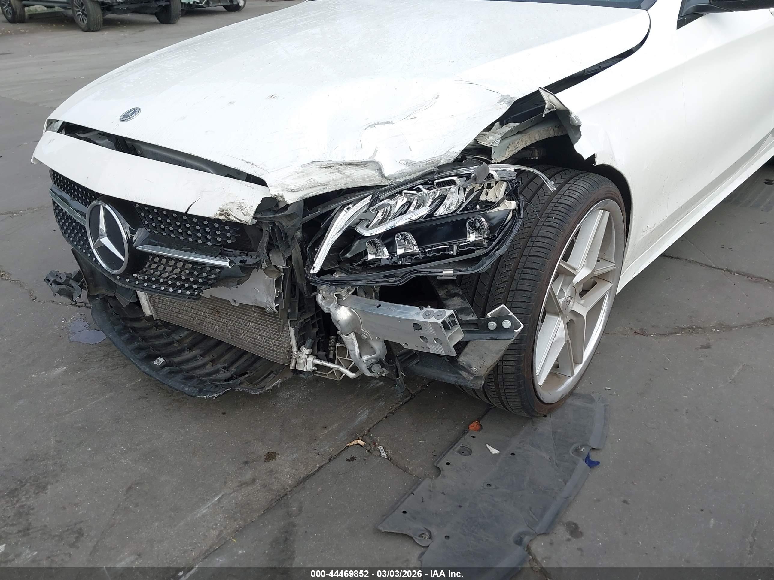 MERCEDES-BENZ C image 6