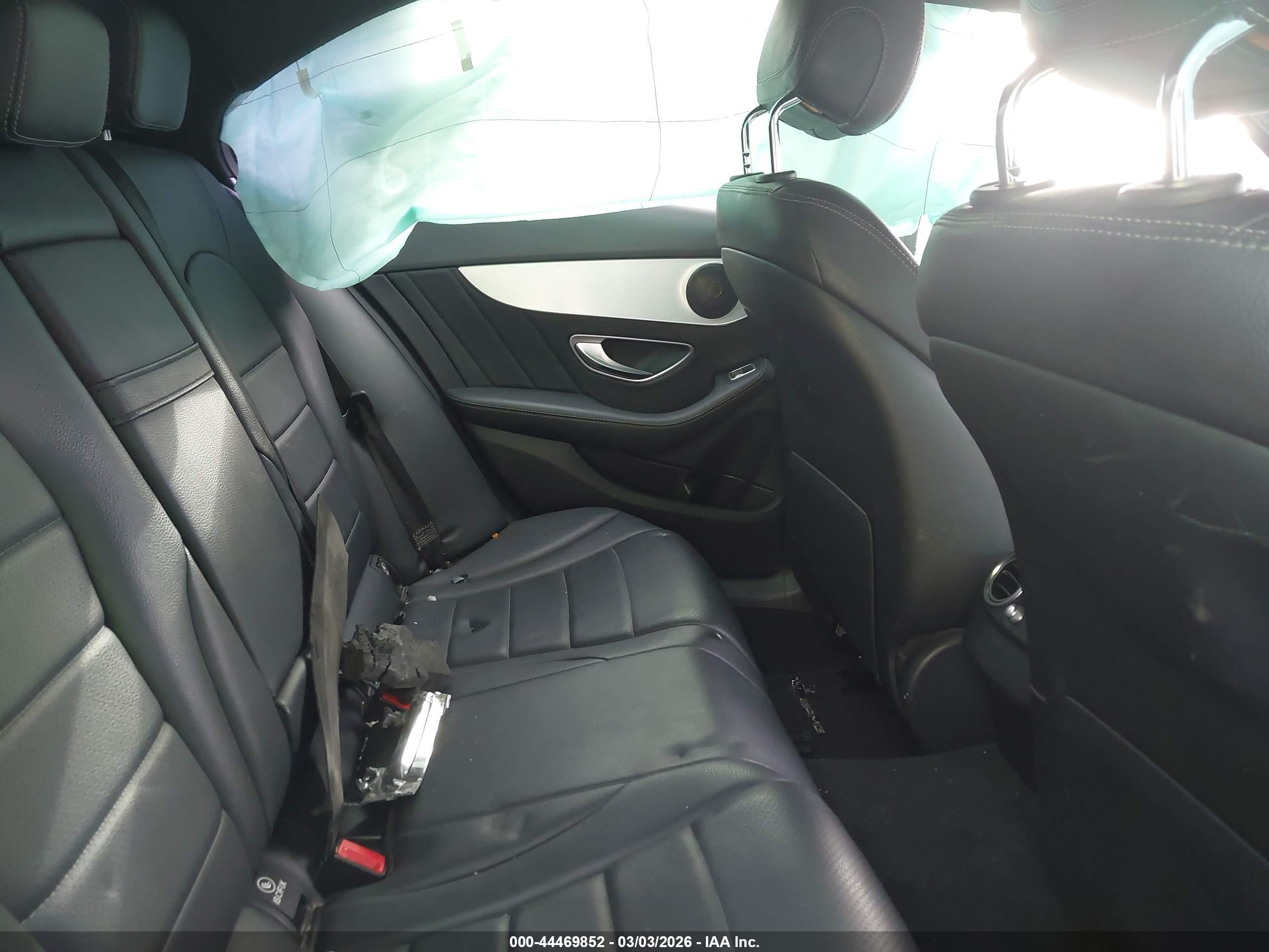 MERCEDES-BENZ C image 8