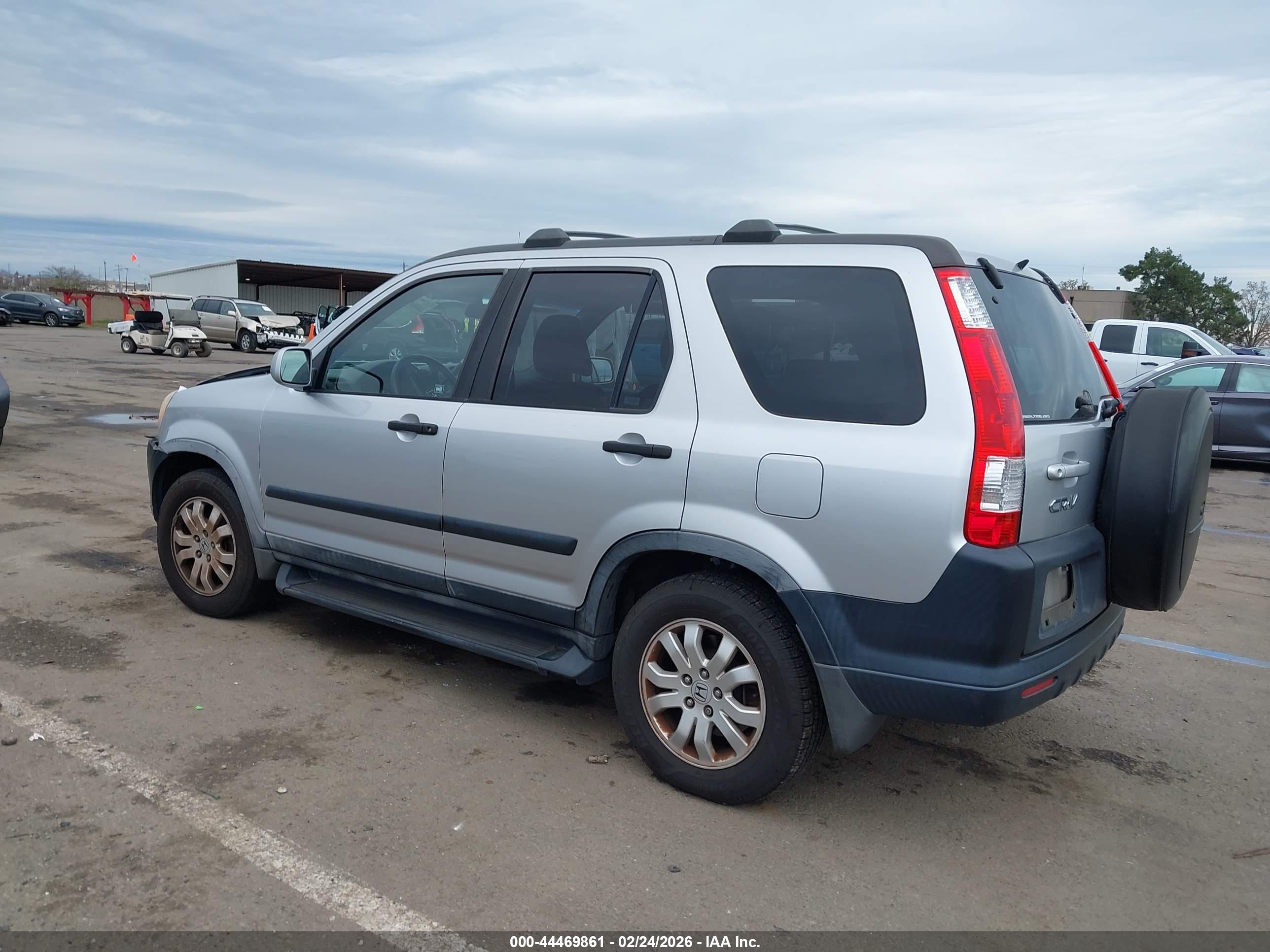 HONDA CR-V image 3