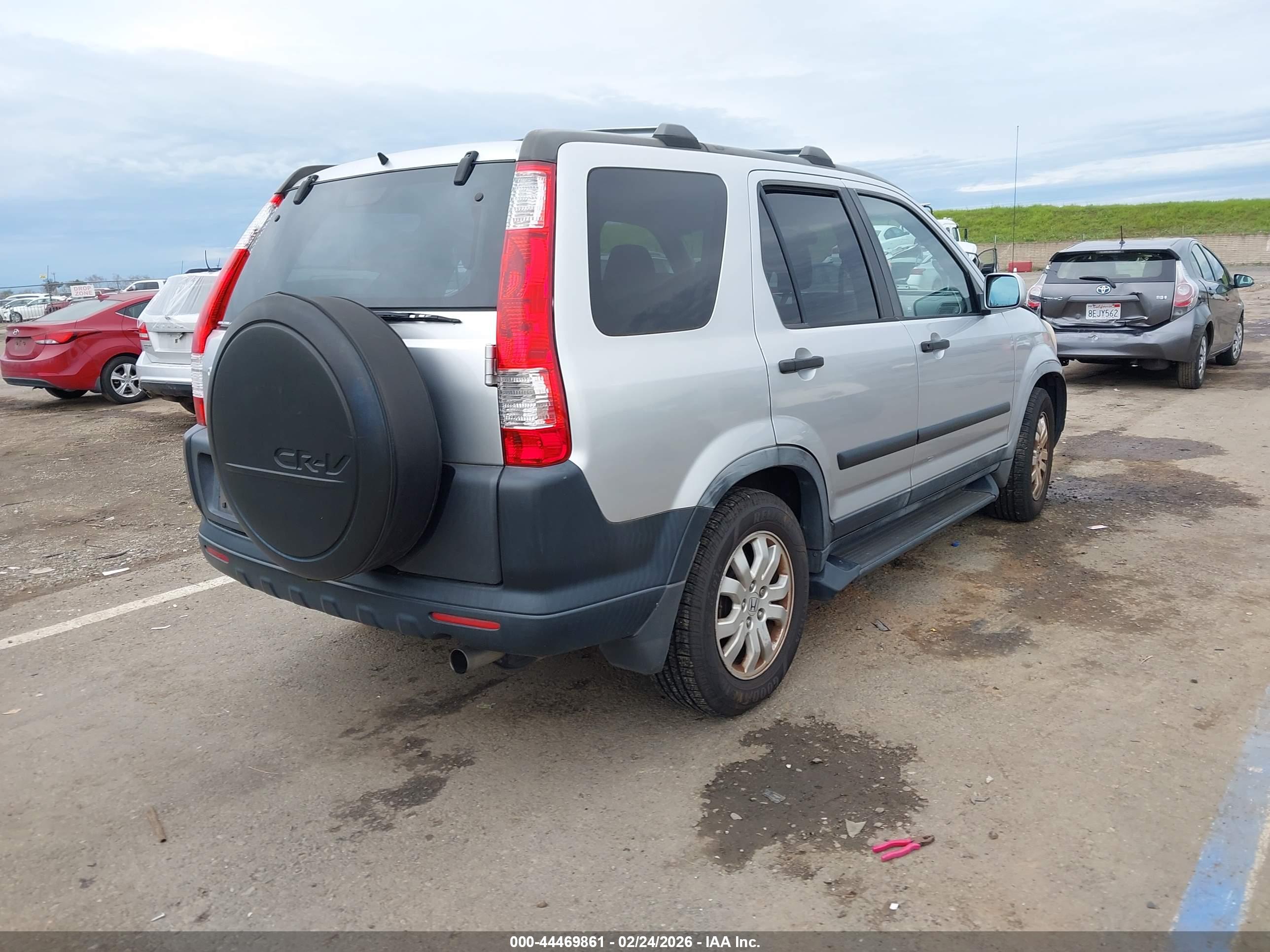 HONDA CR-V image 4