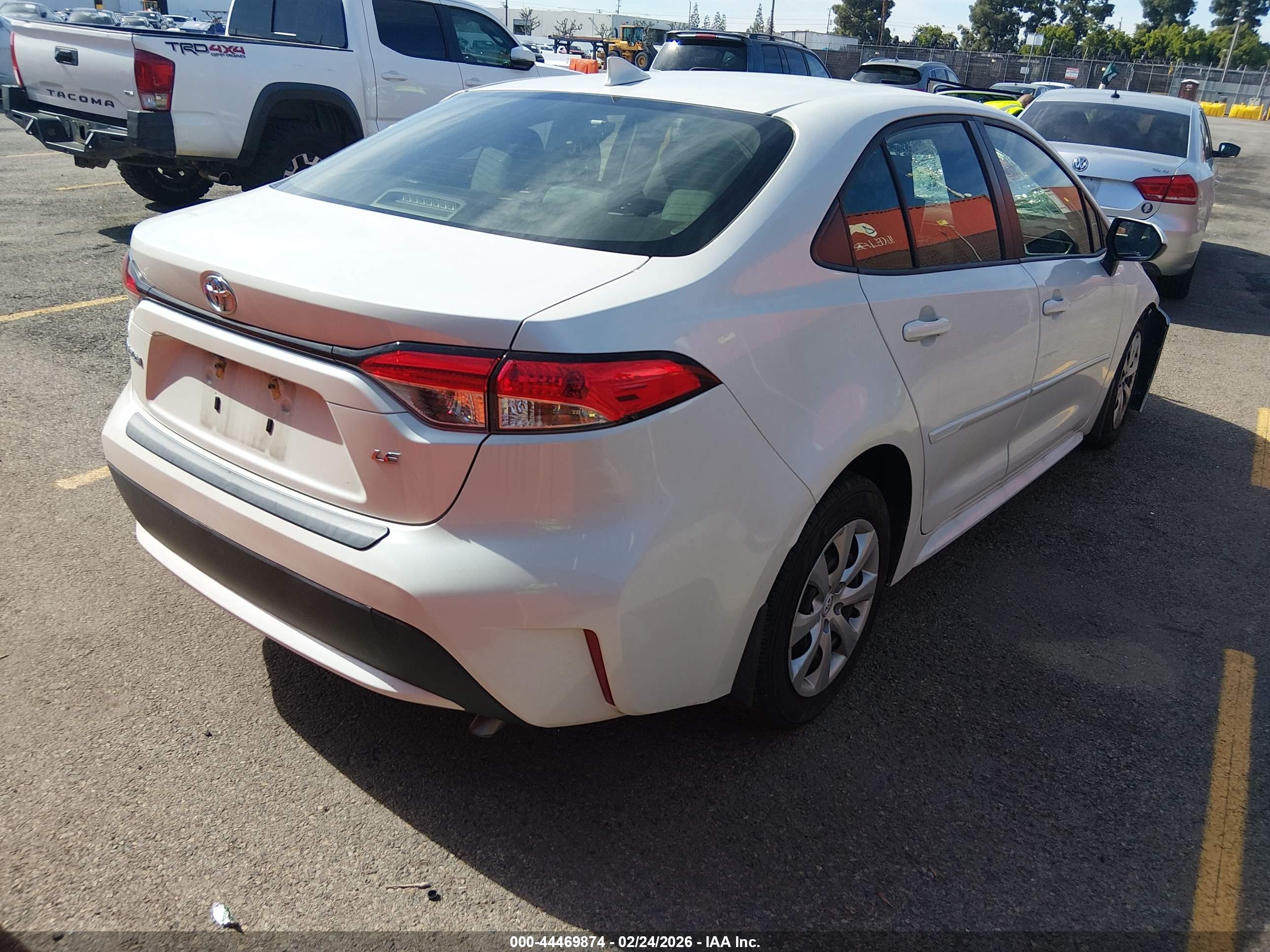 TOYOTA COROLLA image 4