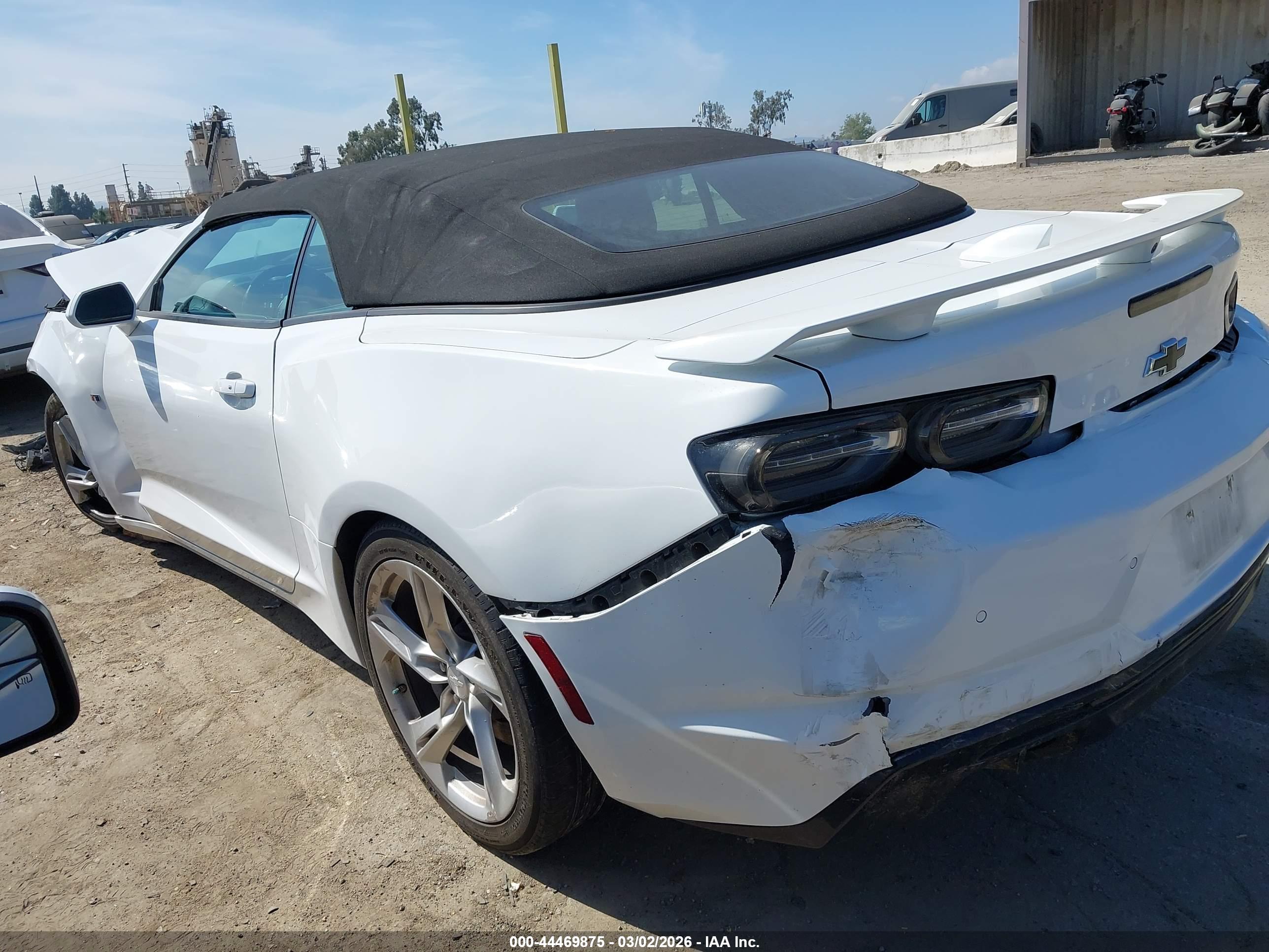 CHEVROLET CAMARO image 3