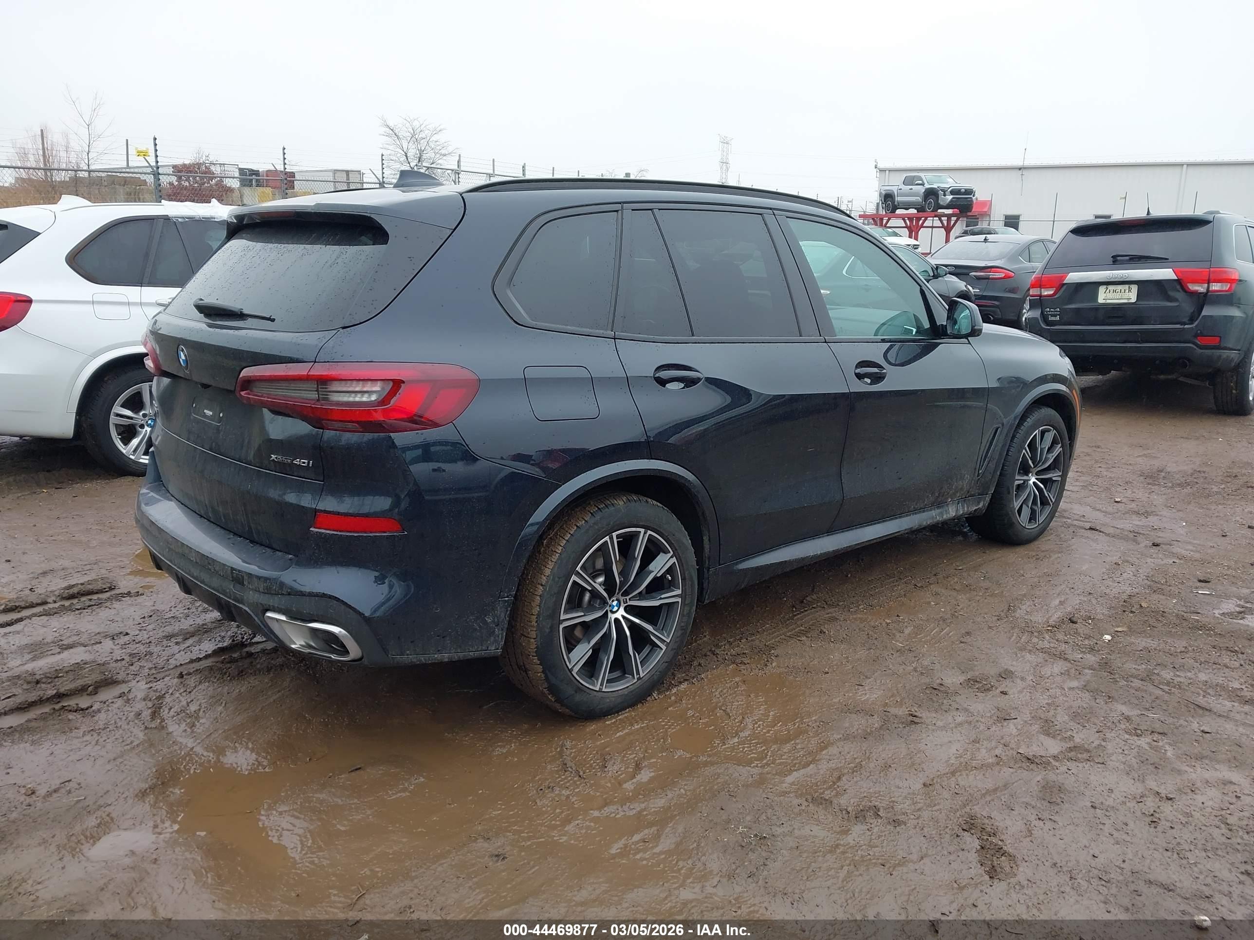 BMW X5 image 4