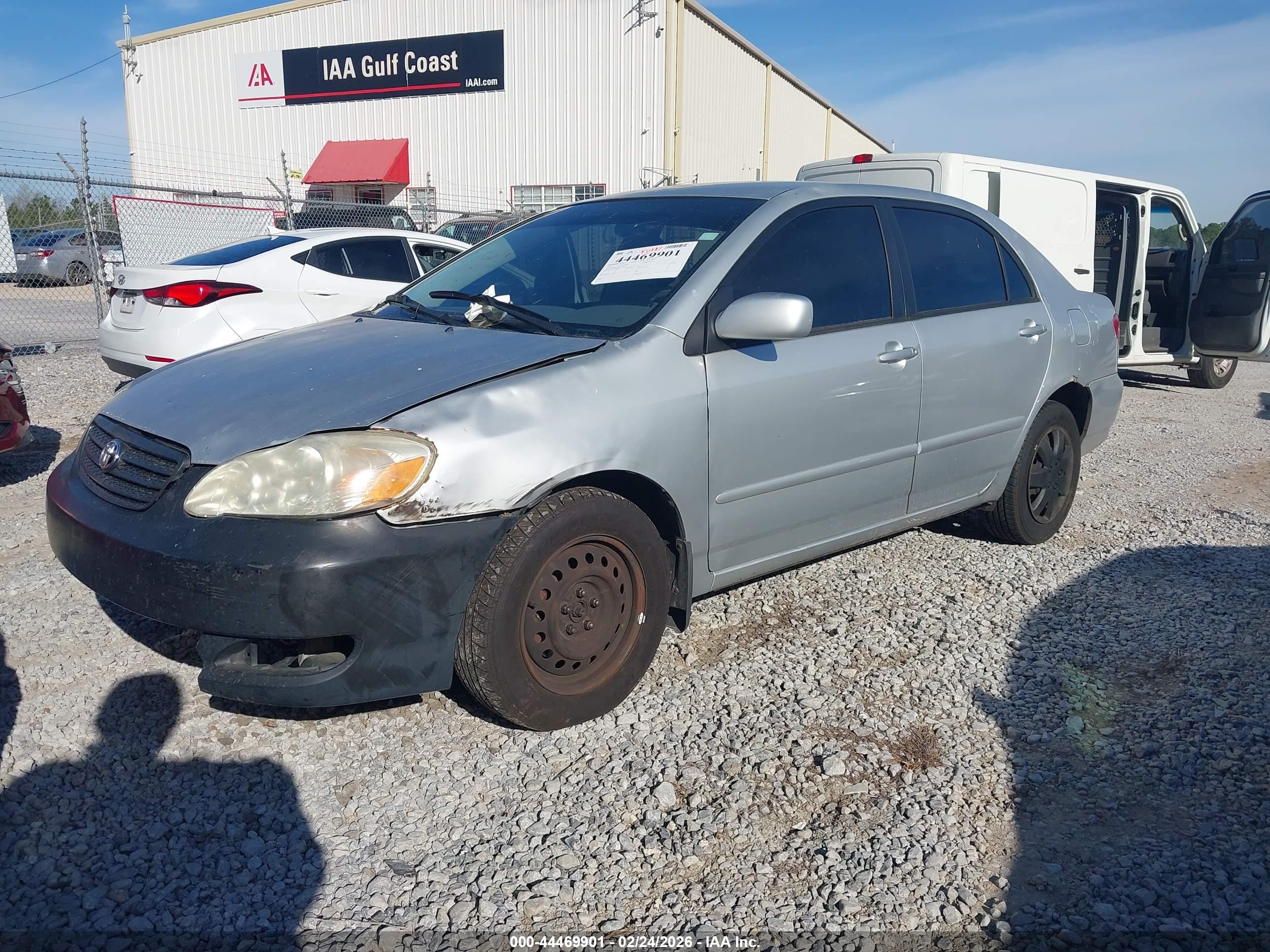 TOYOTA COROLLA image 2