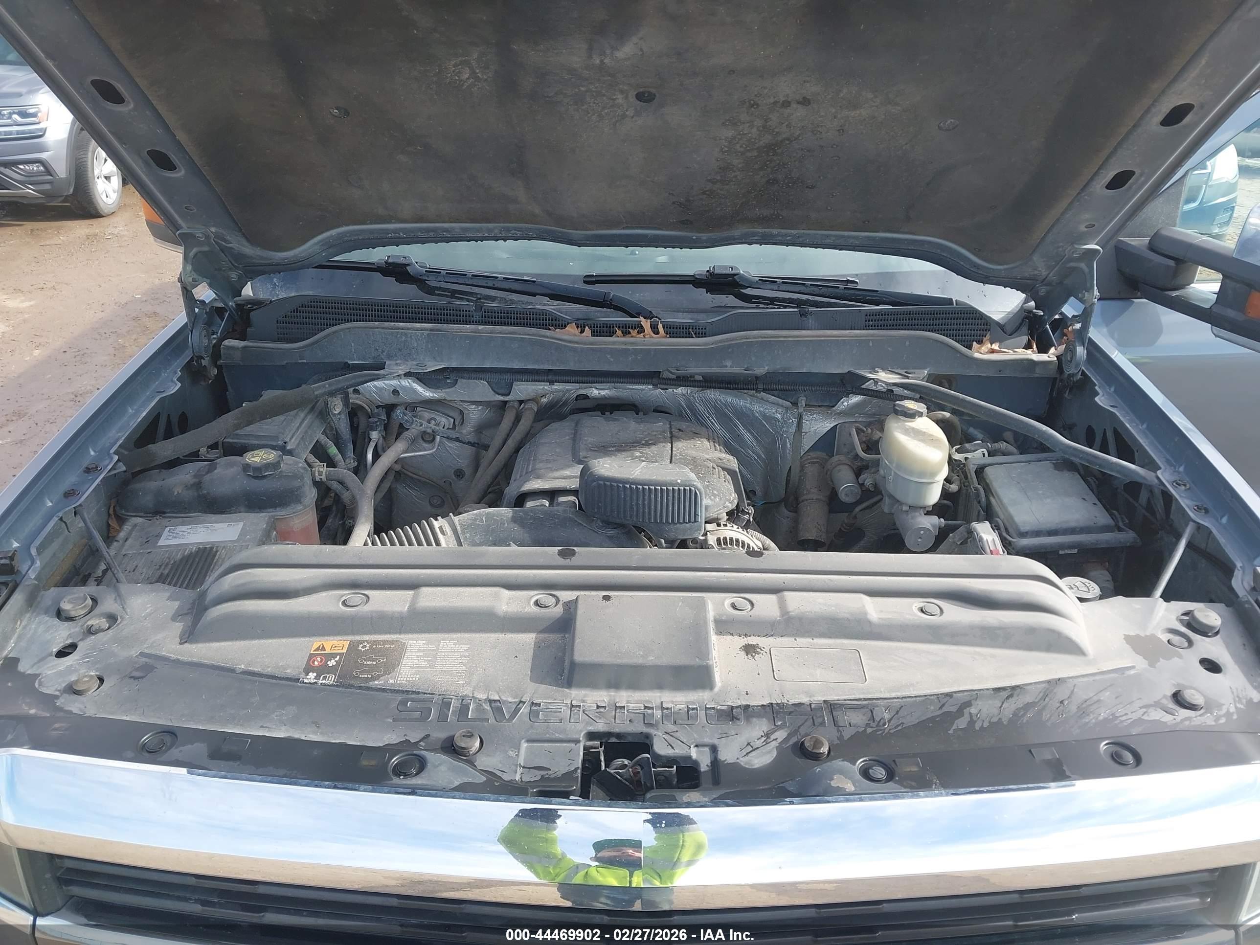 CHEVROLET SILVERADO image 10