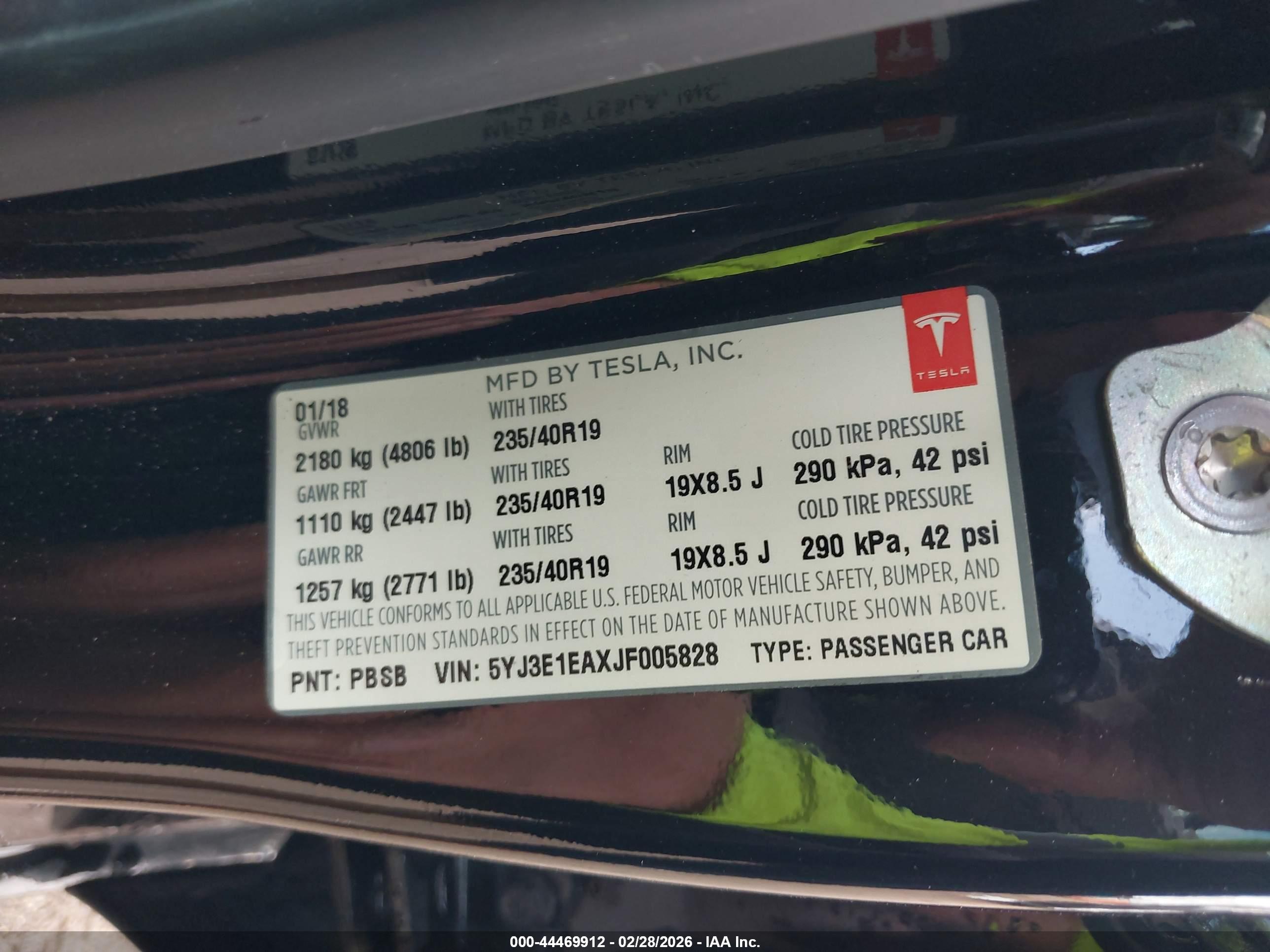 TESLA MODEL image 9
