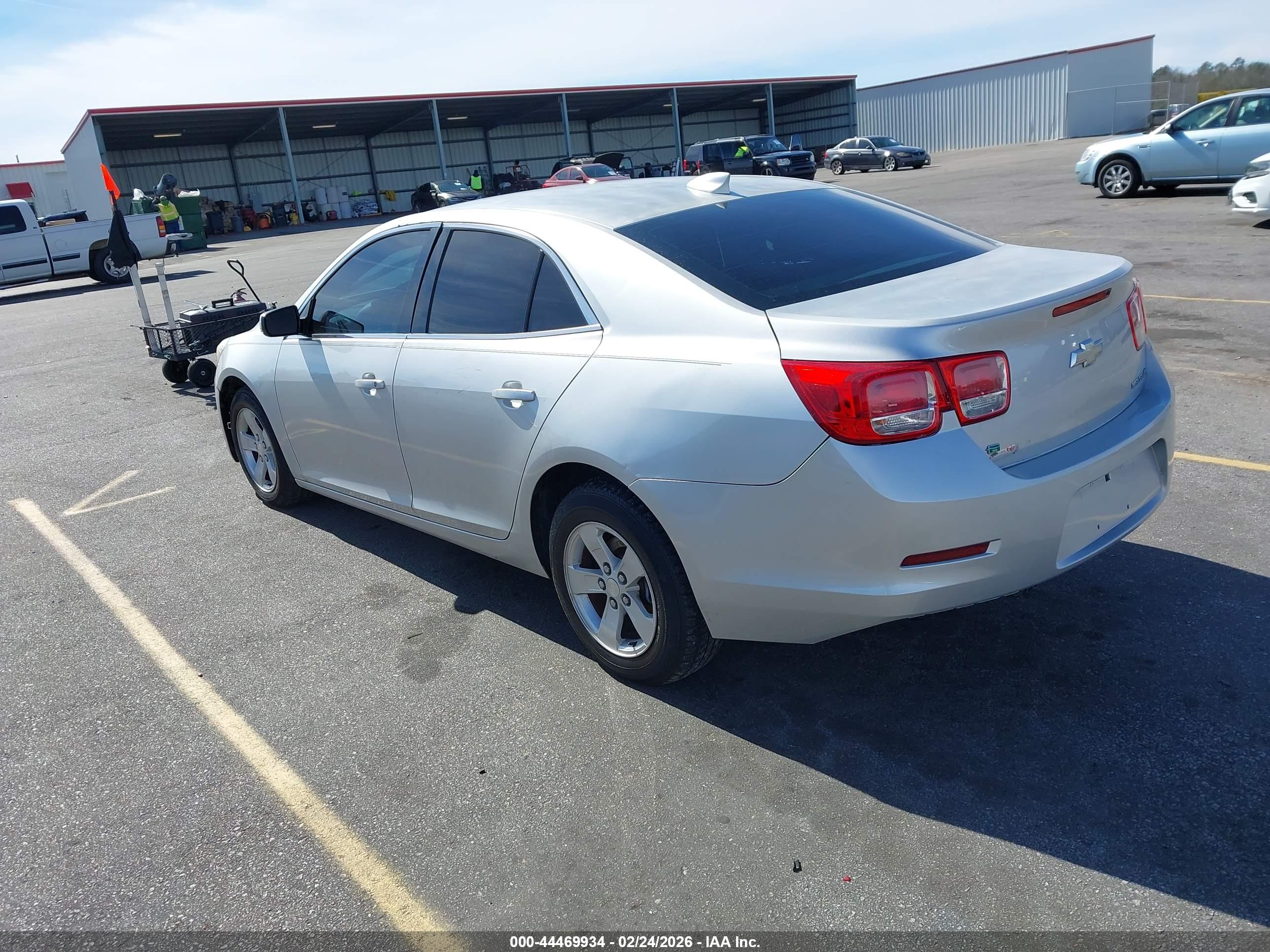 CHEVROLET MALIBU image 3