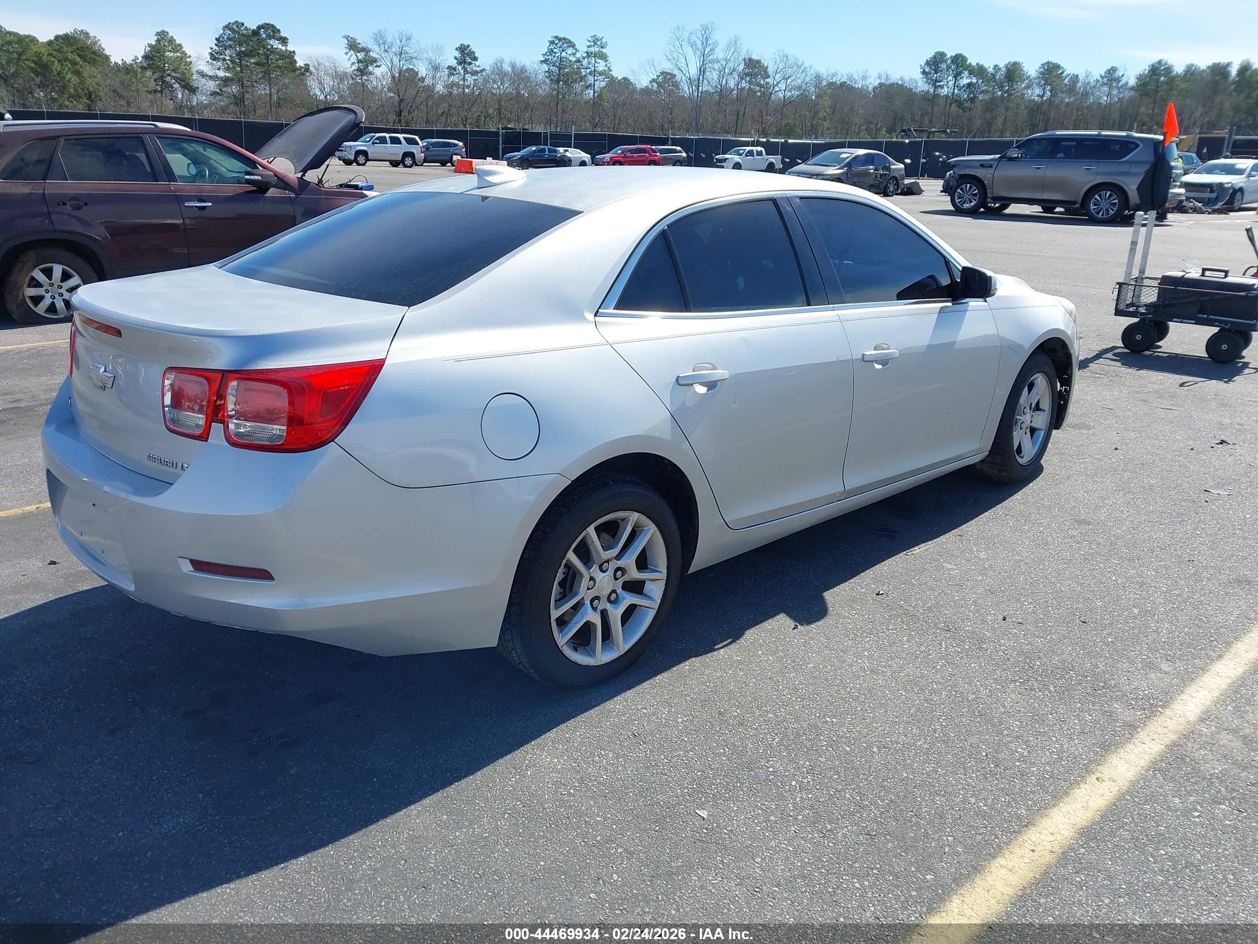 CHEVROLET MALIBU image 4