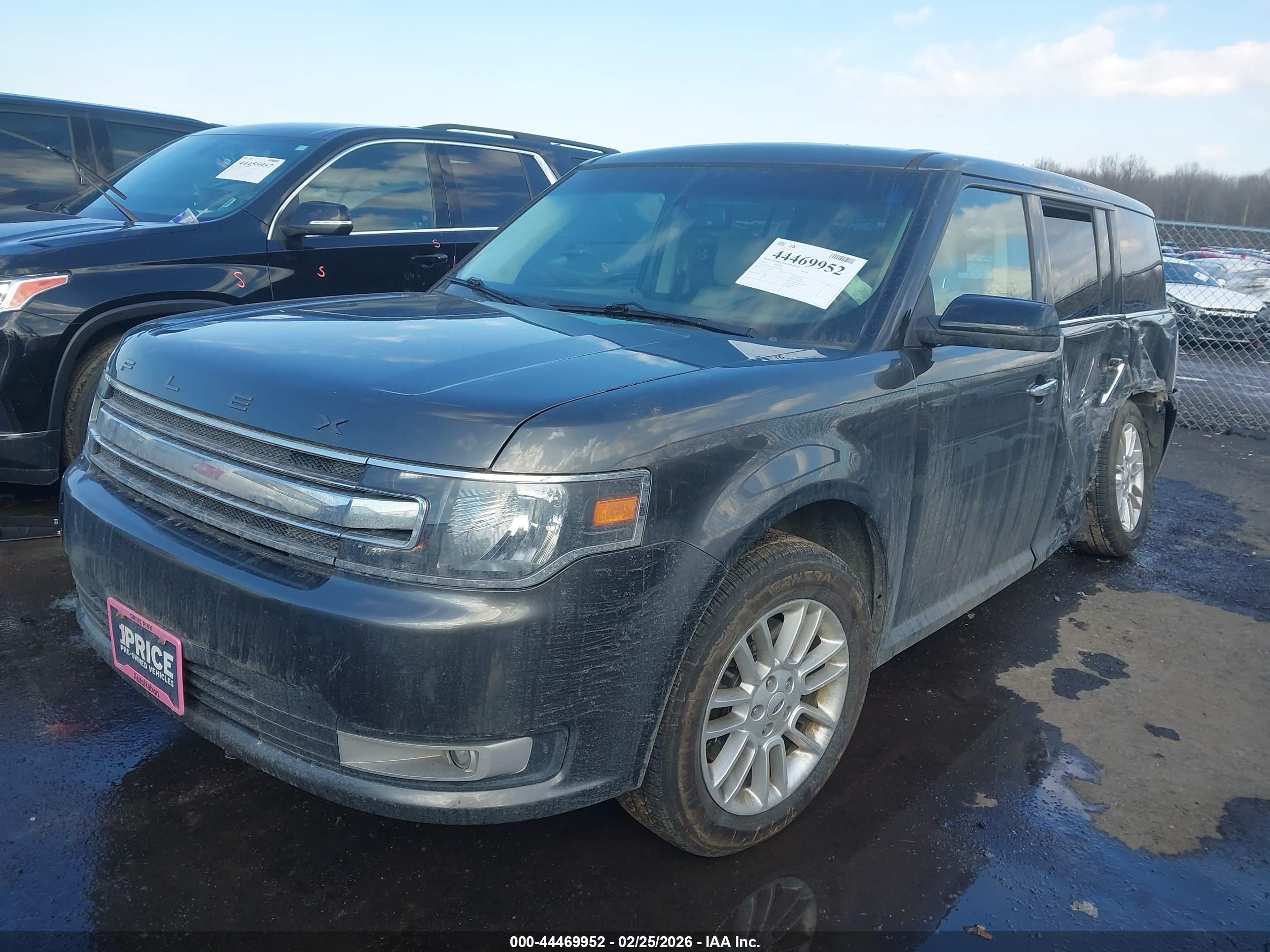 FORD FLEX image 2