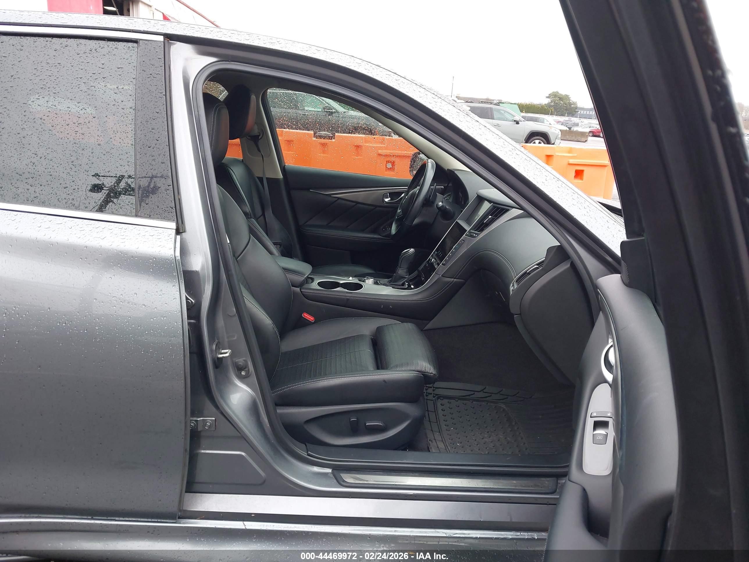 INFINITI Q50 image 5