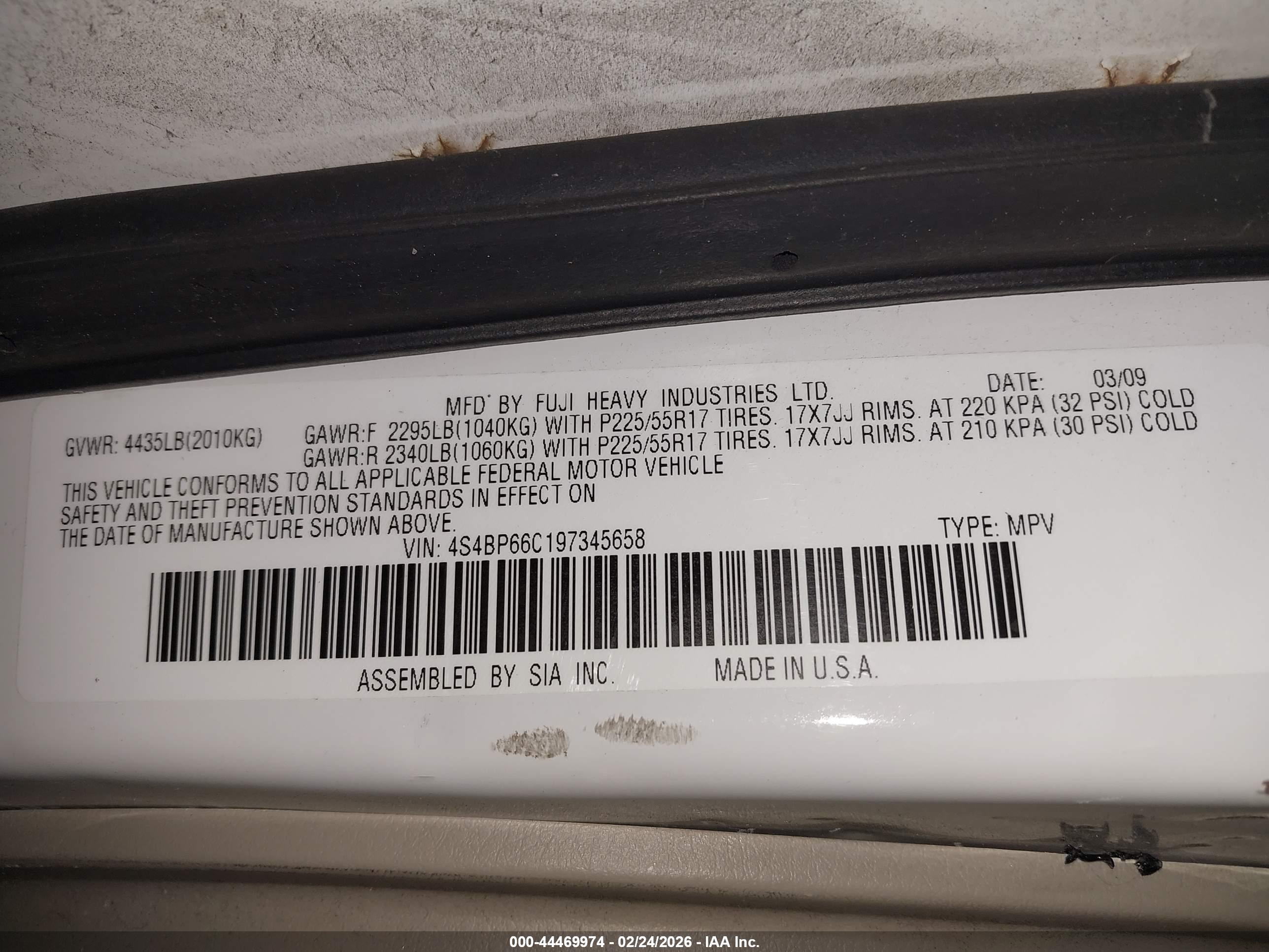 SUBARU OUTBACK image 9