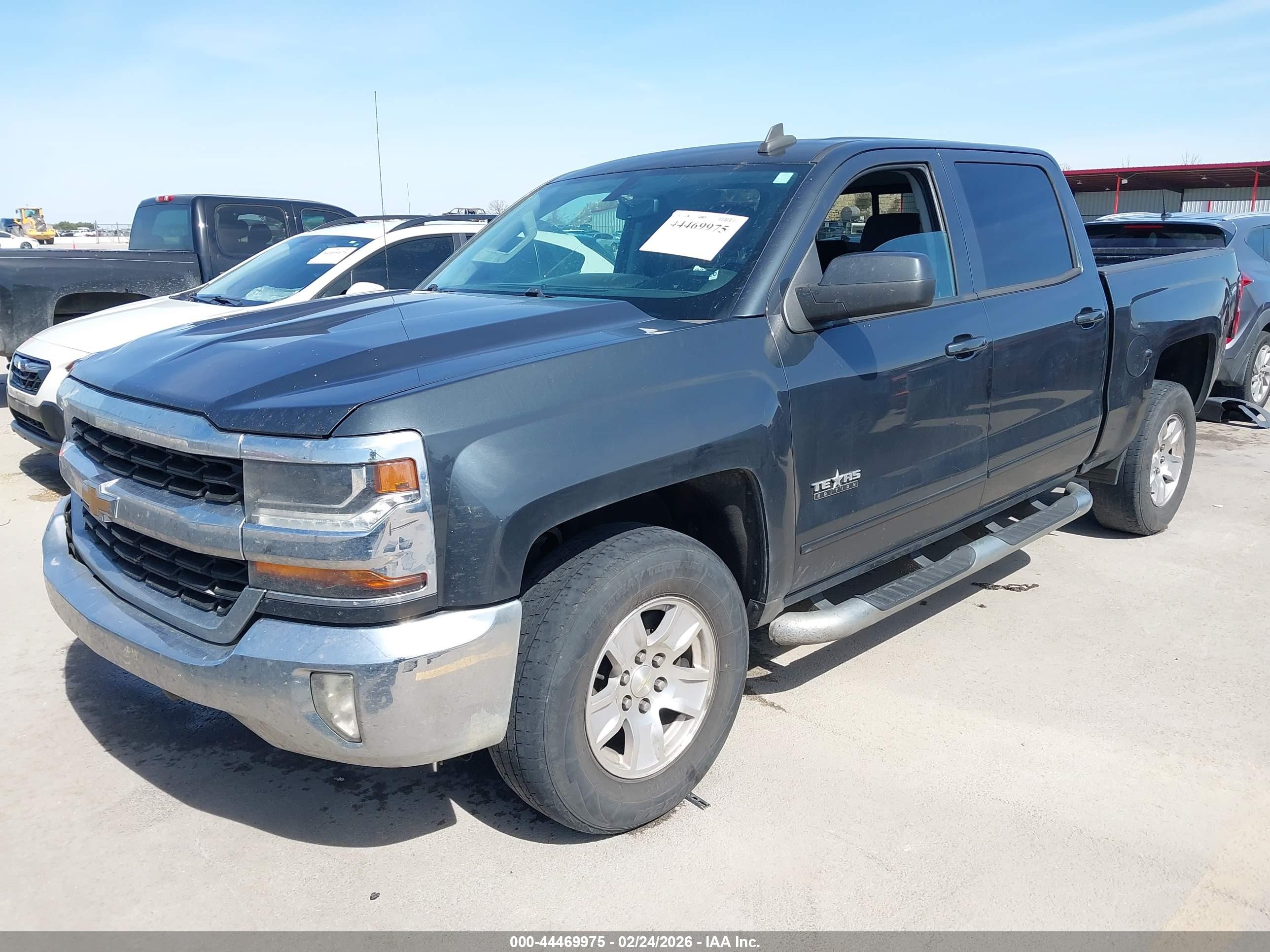 CHEVROLET SILVERADO image 2