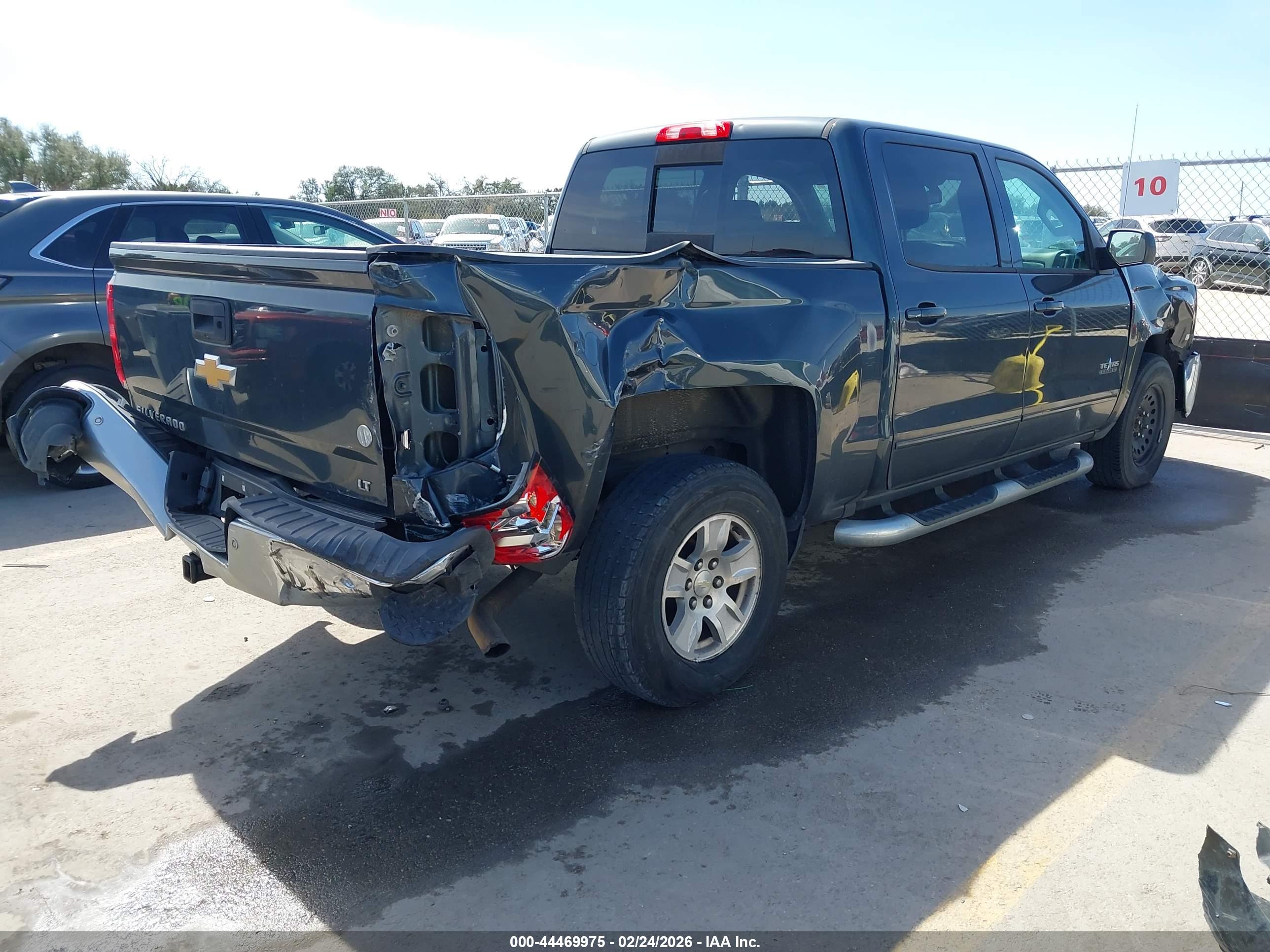 CHEVROLET SILVERADO image 4