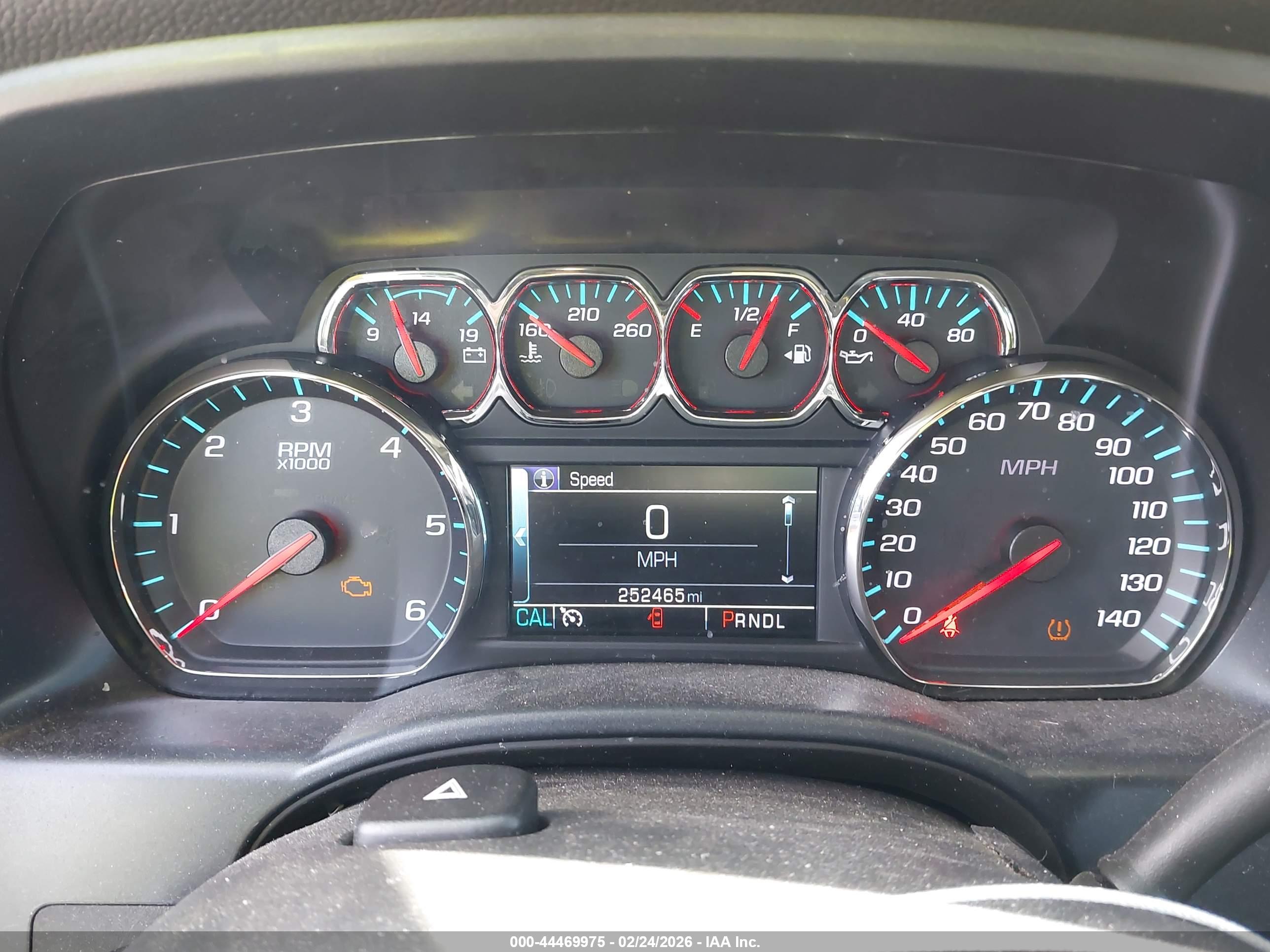 CHEVROLET SILVERADO image 7