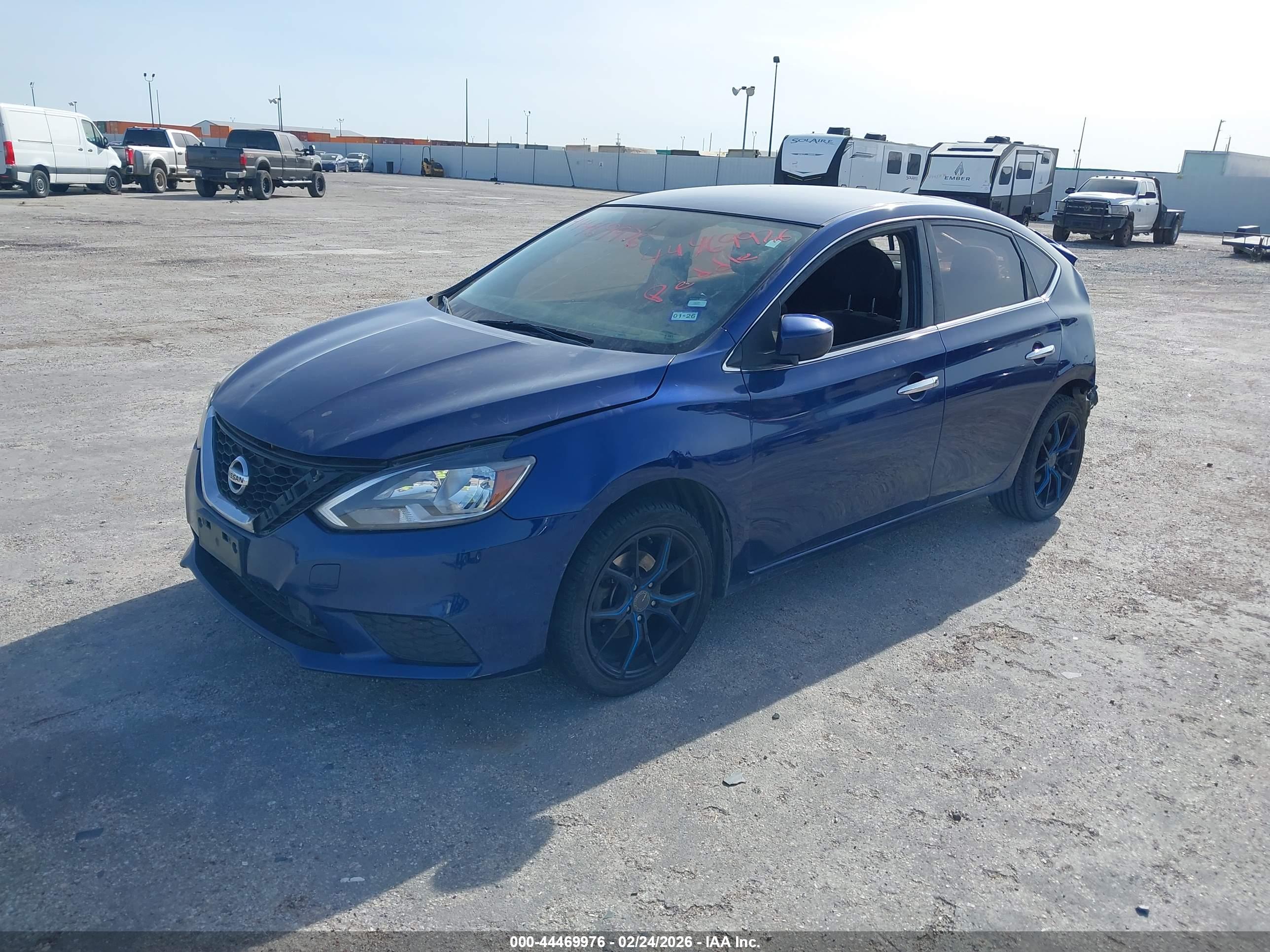 NISSAN SENTRA image 2