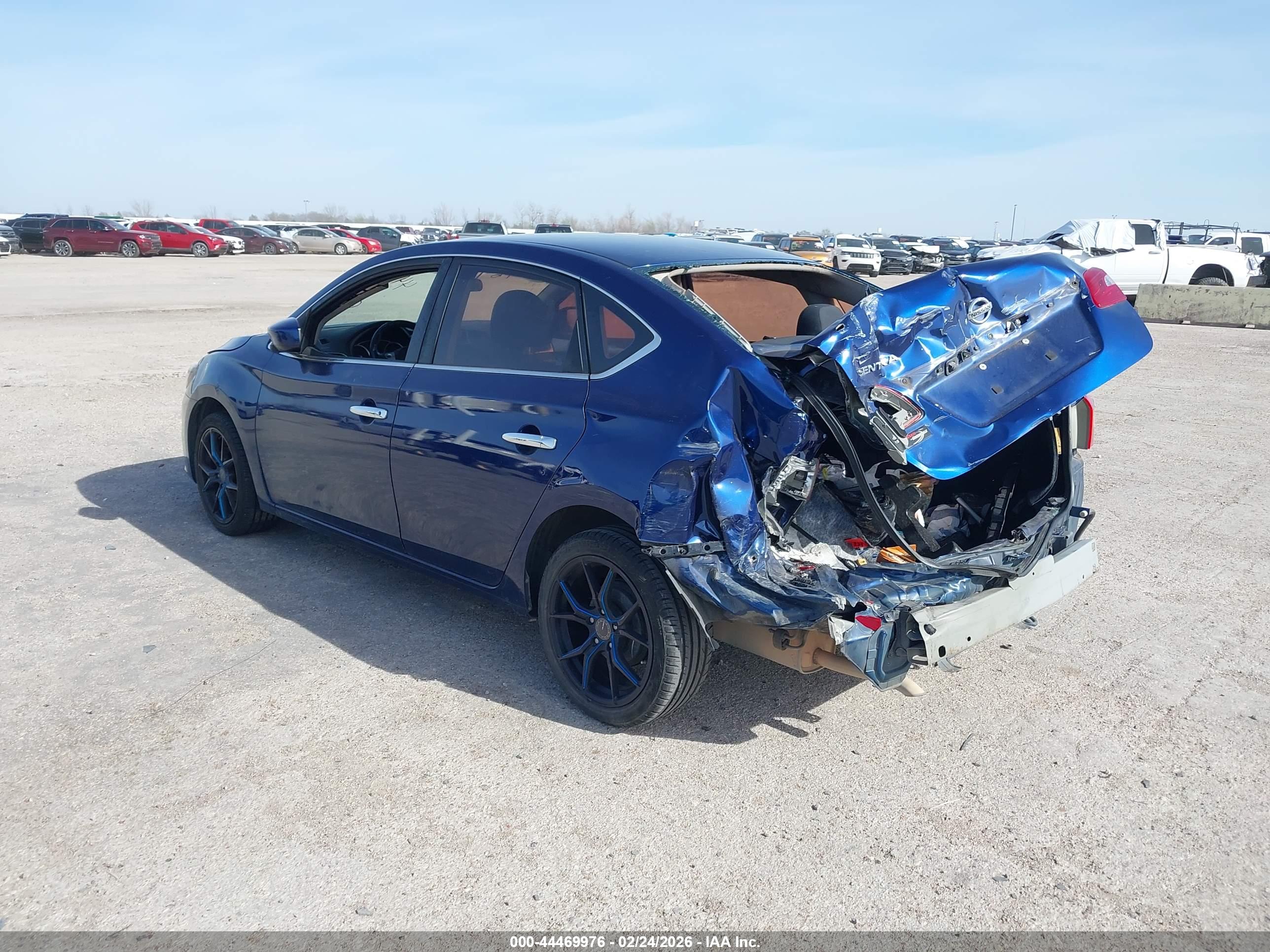 NISSAN SENTRA image 3