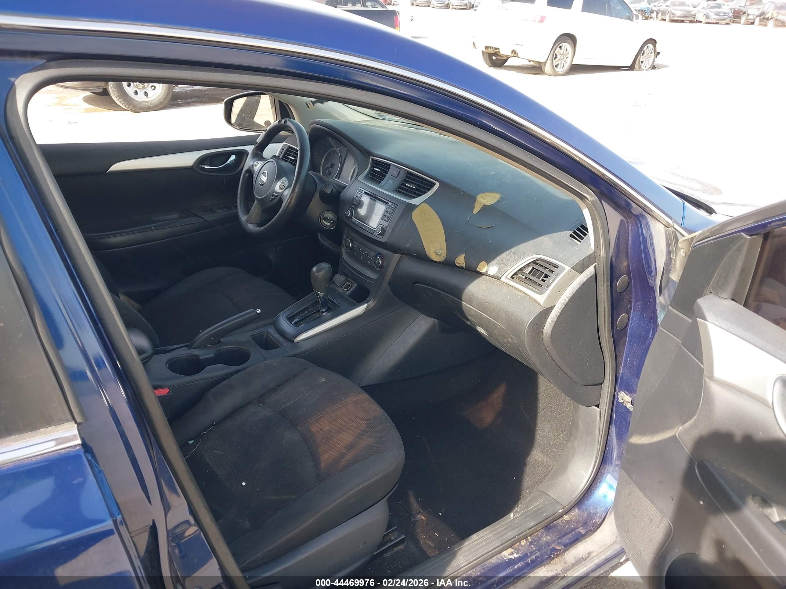 NISSAN SENTRA image 5