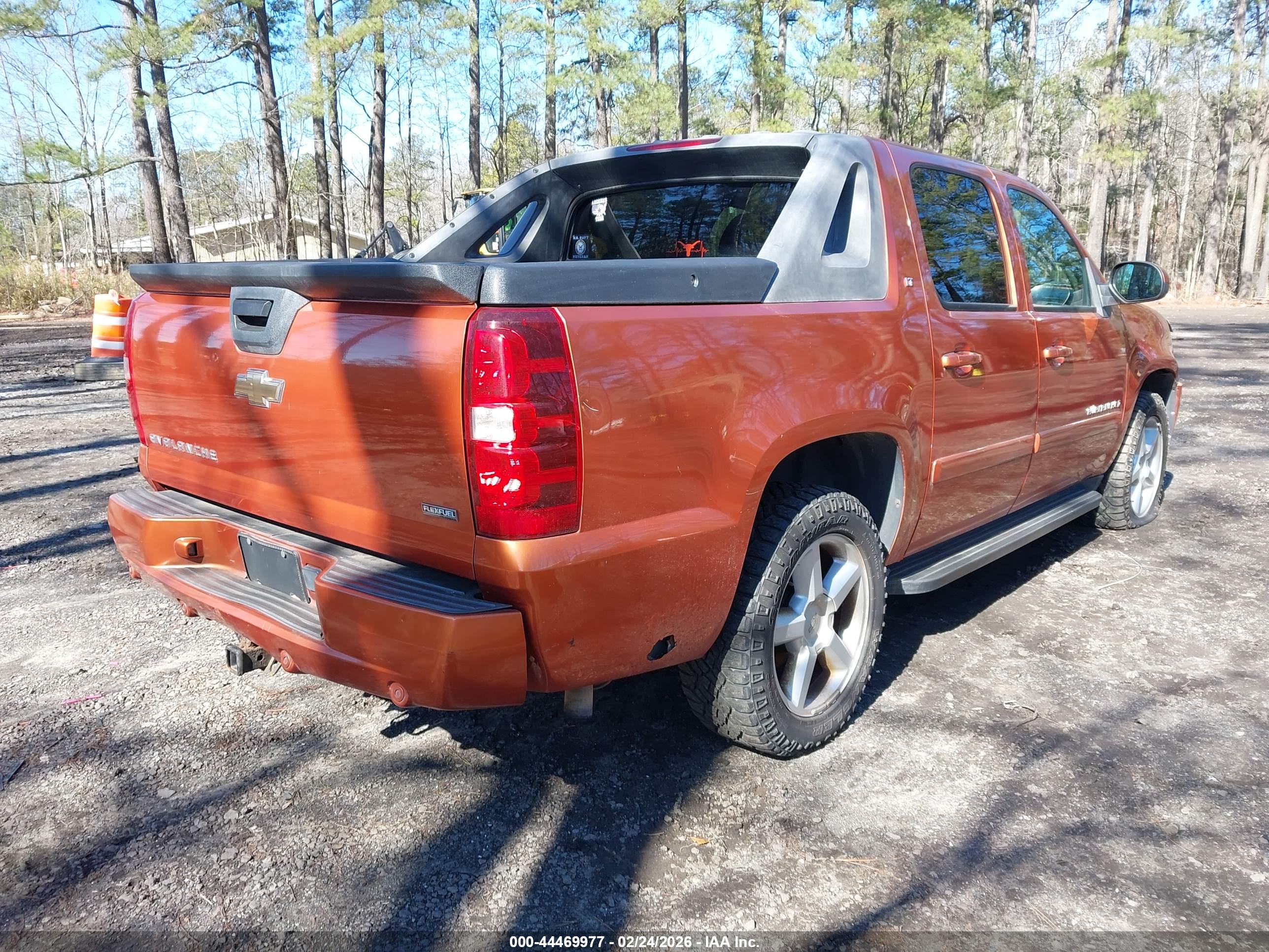CHEVROLET AVALANCHE image 4