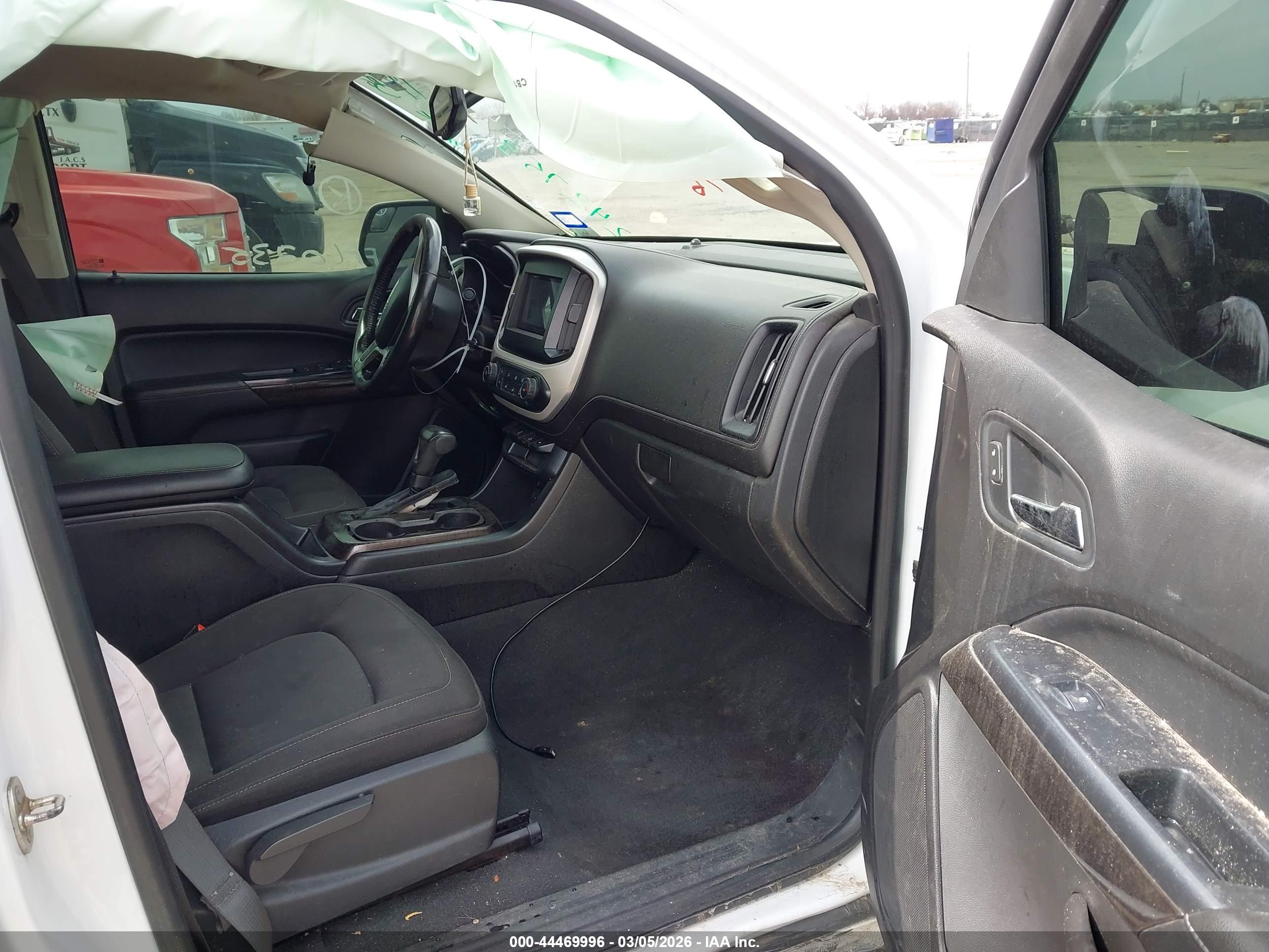 GMC CANYON image 5