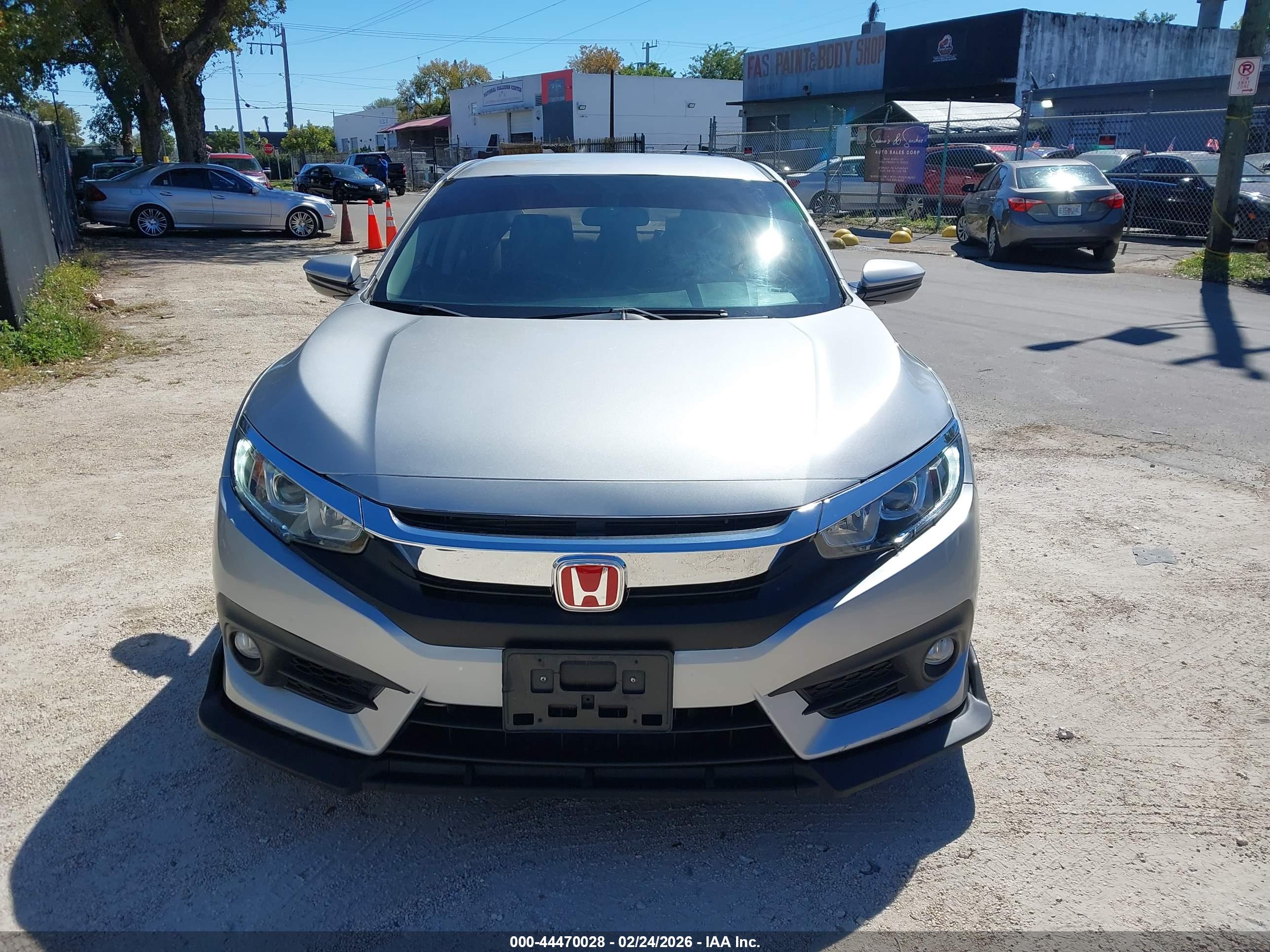 HONDA CIVIC image 6
