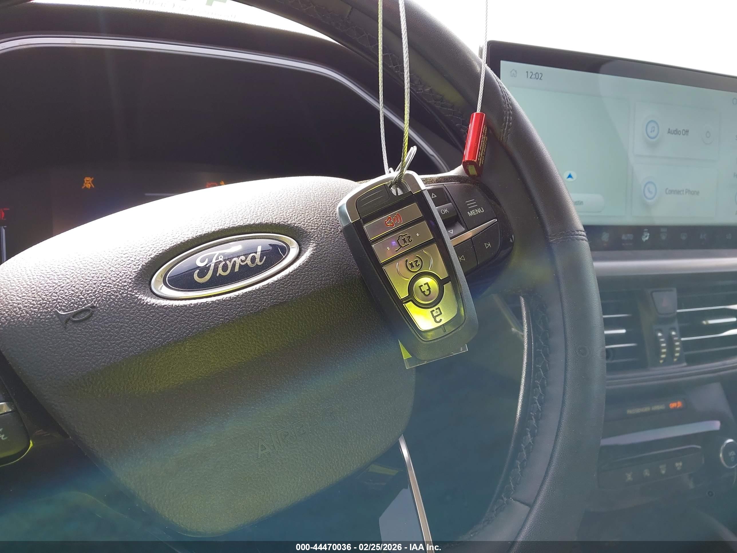 FORD ESCAPE image 11