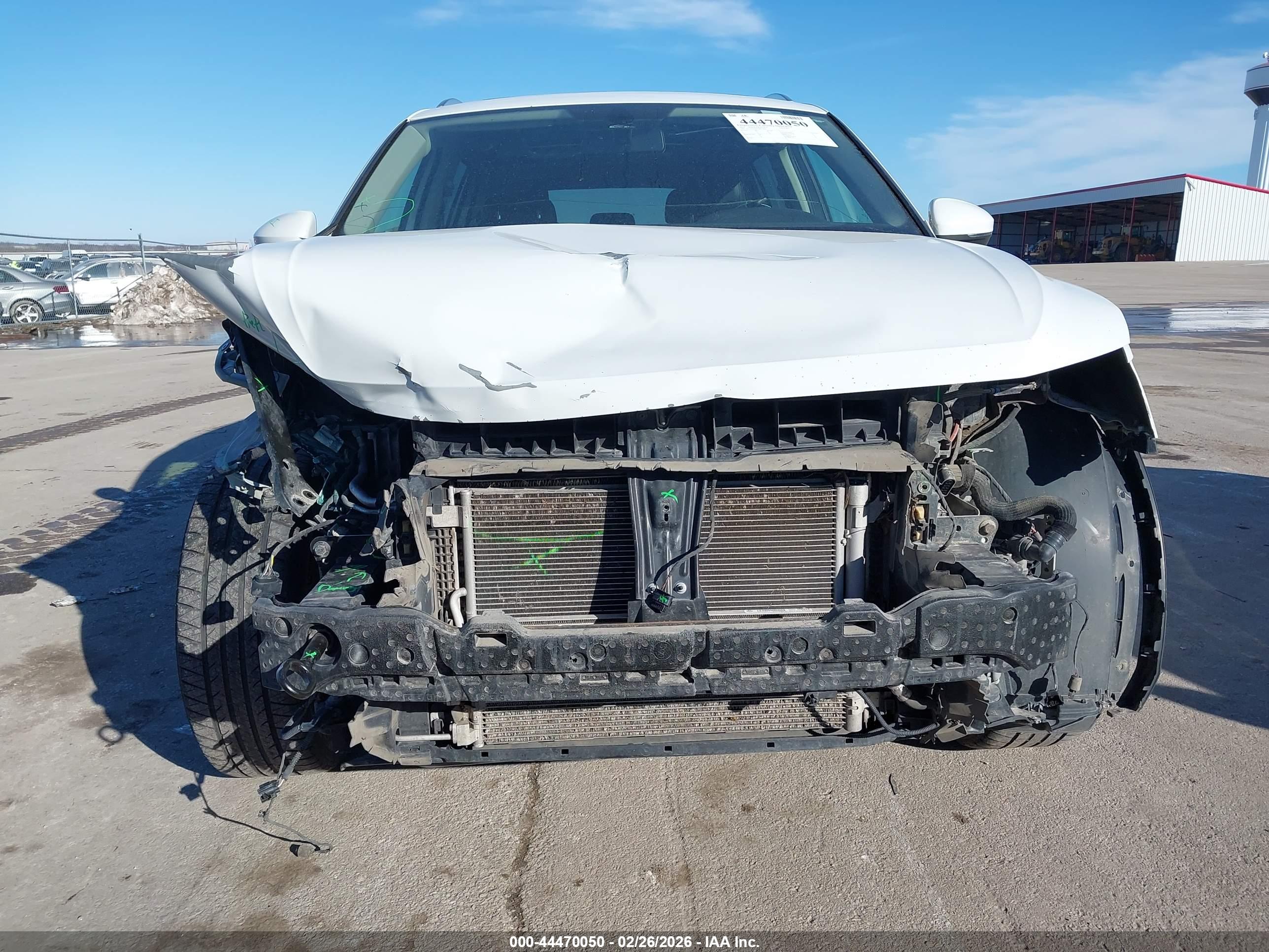 VOLKSWAGEN TIGUAN image 6
