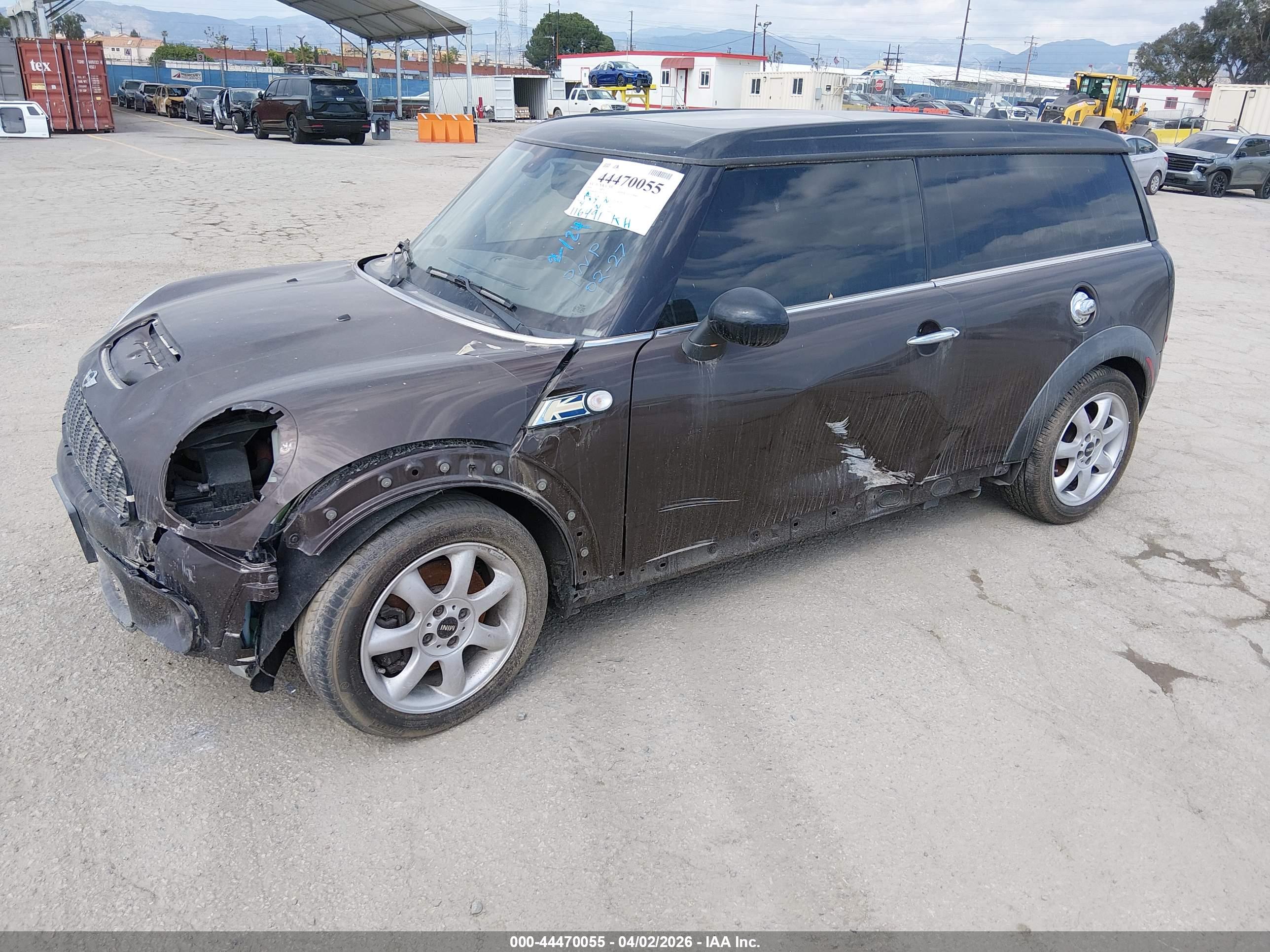 MINI COOPER image 2