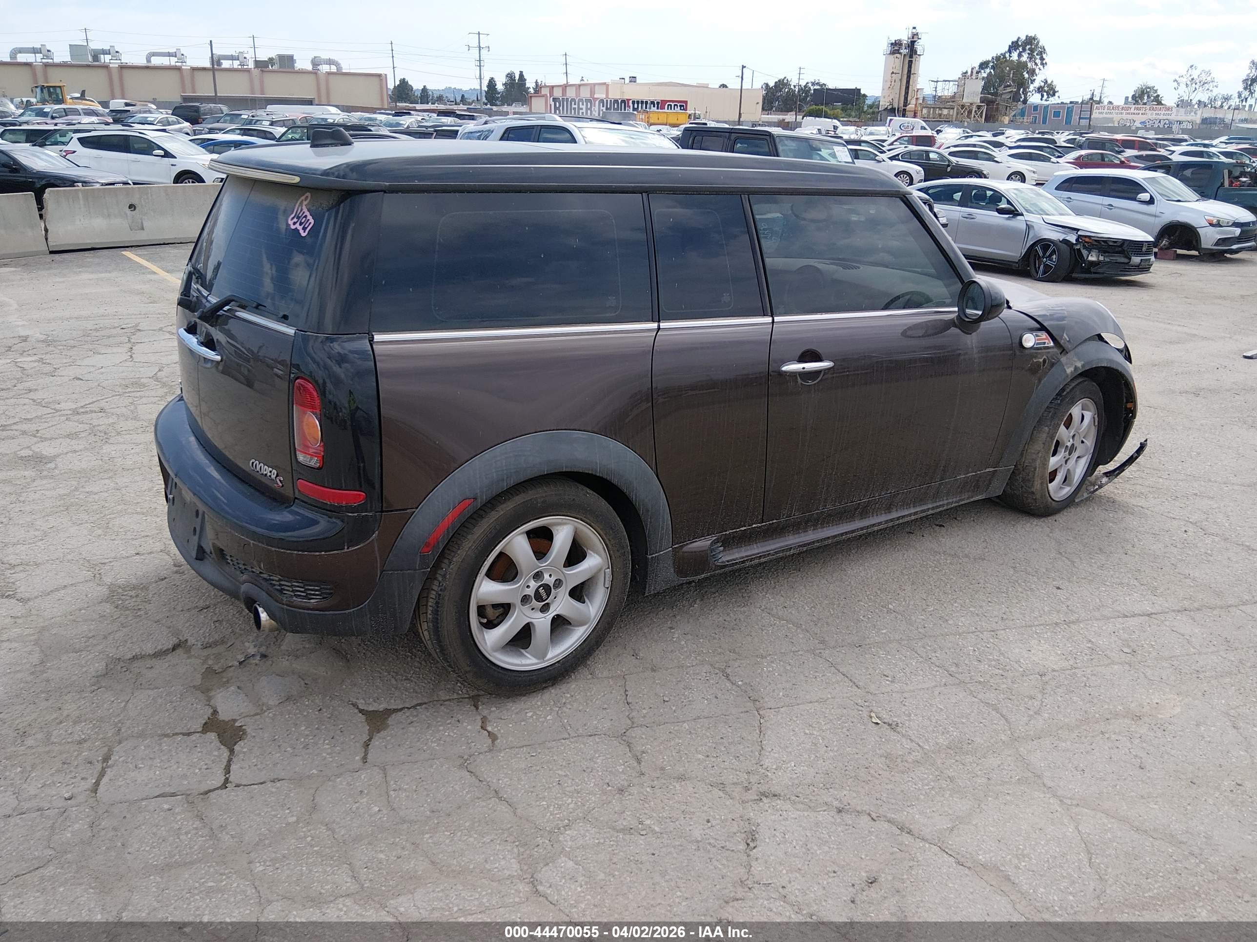 MINI COOPER image 4