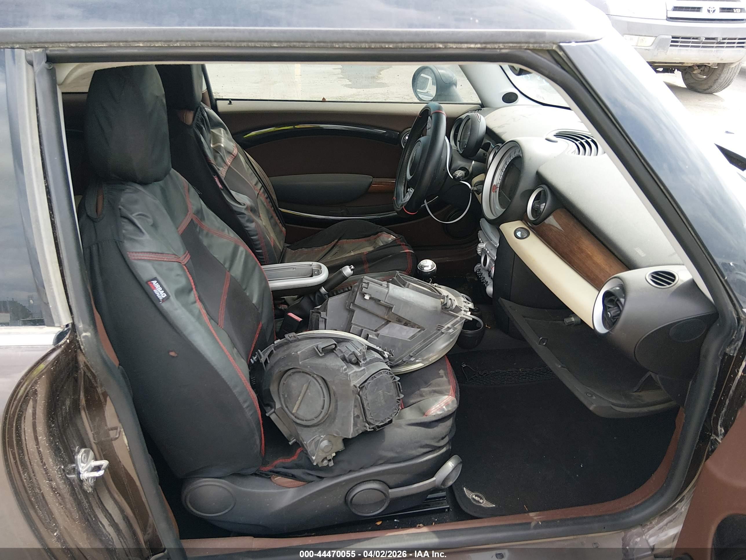 MINI COOPER image 5