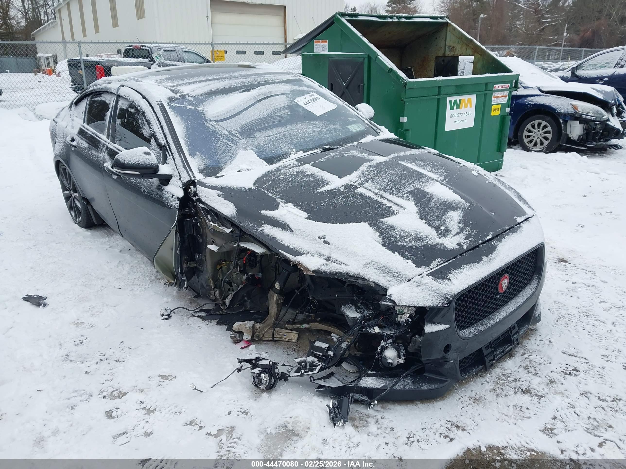 JAGUAR XE image 6