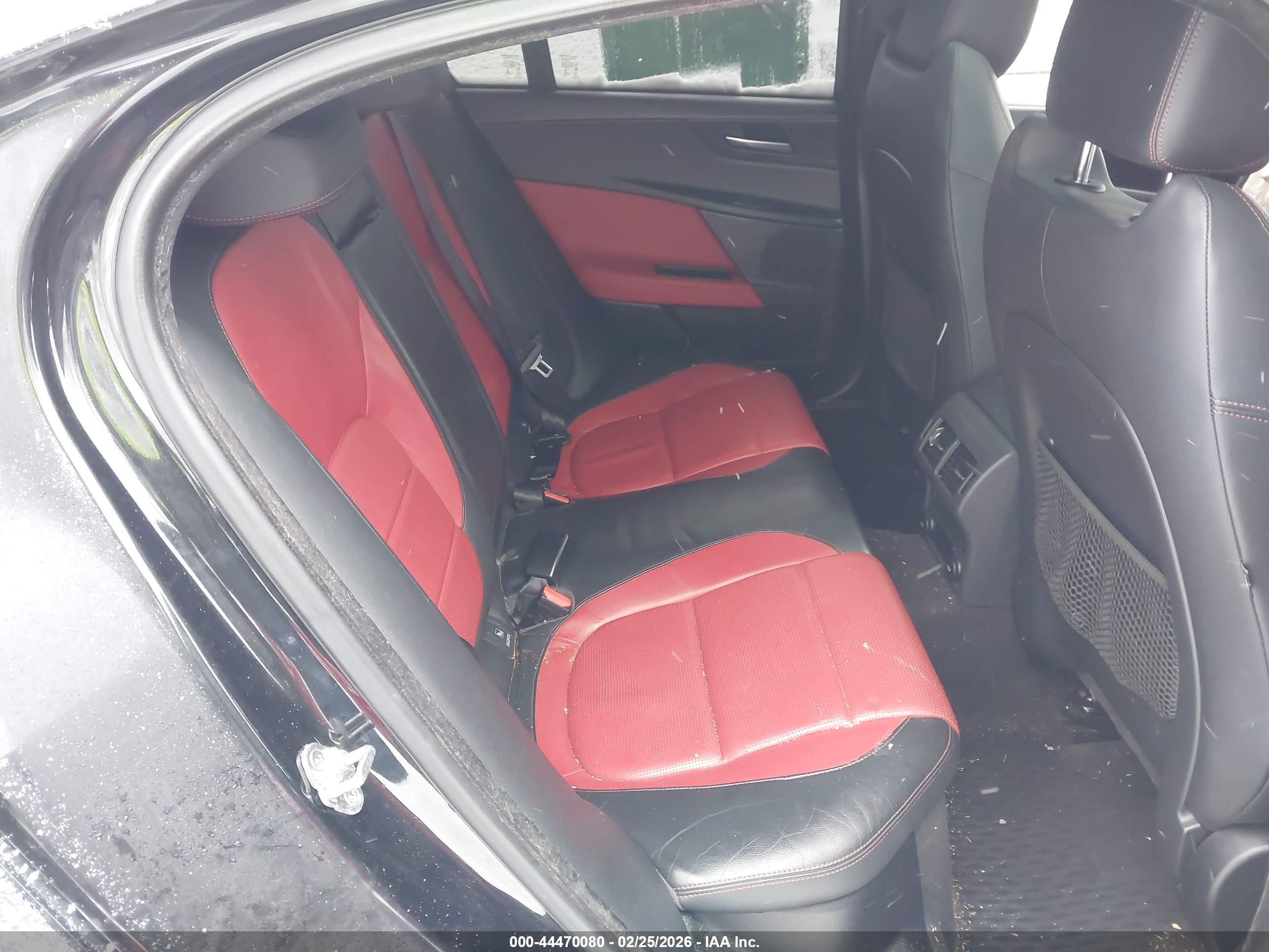 JAGUAR XE image 8