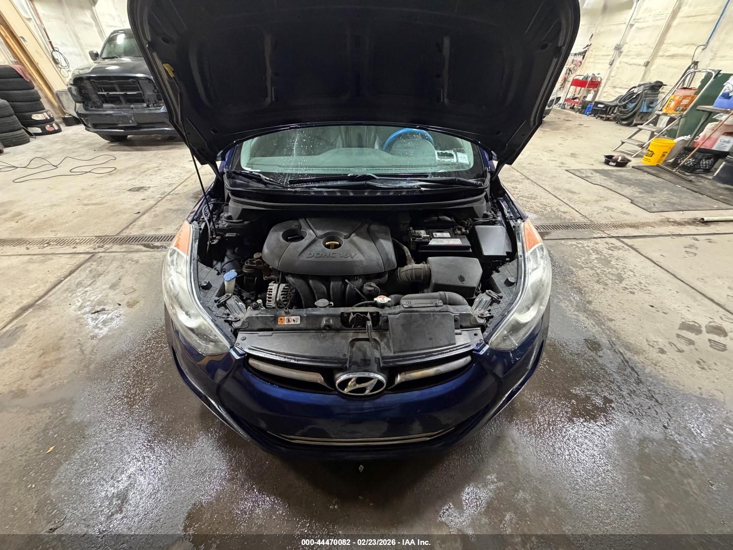 HYUNDAI ELANTRA image 10