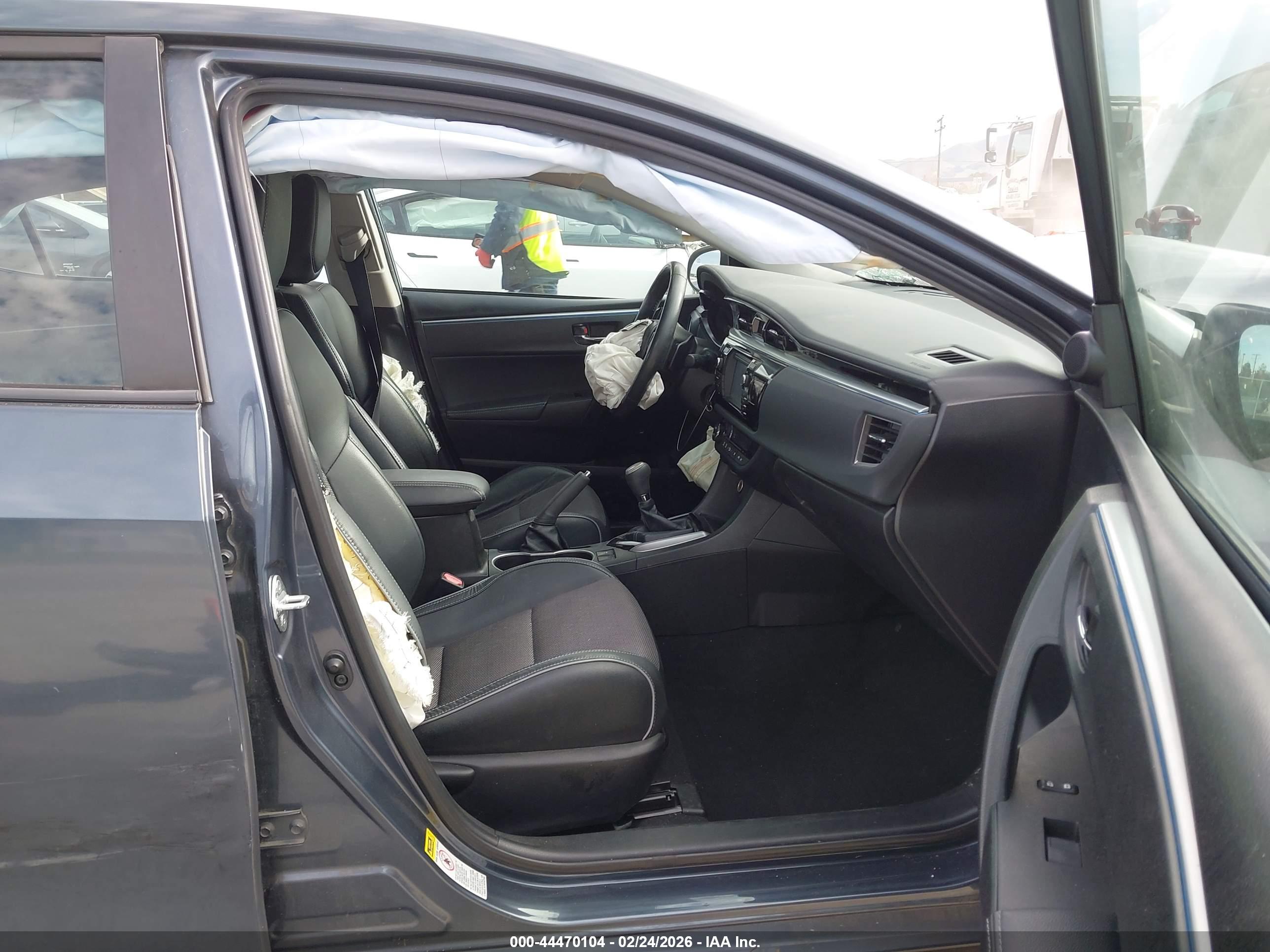 TOYOTA COROLLA image 5