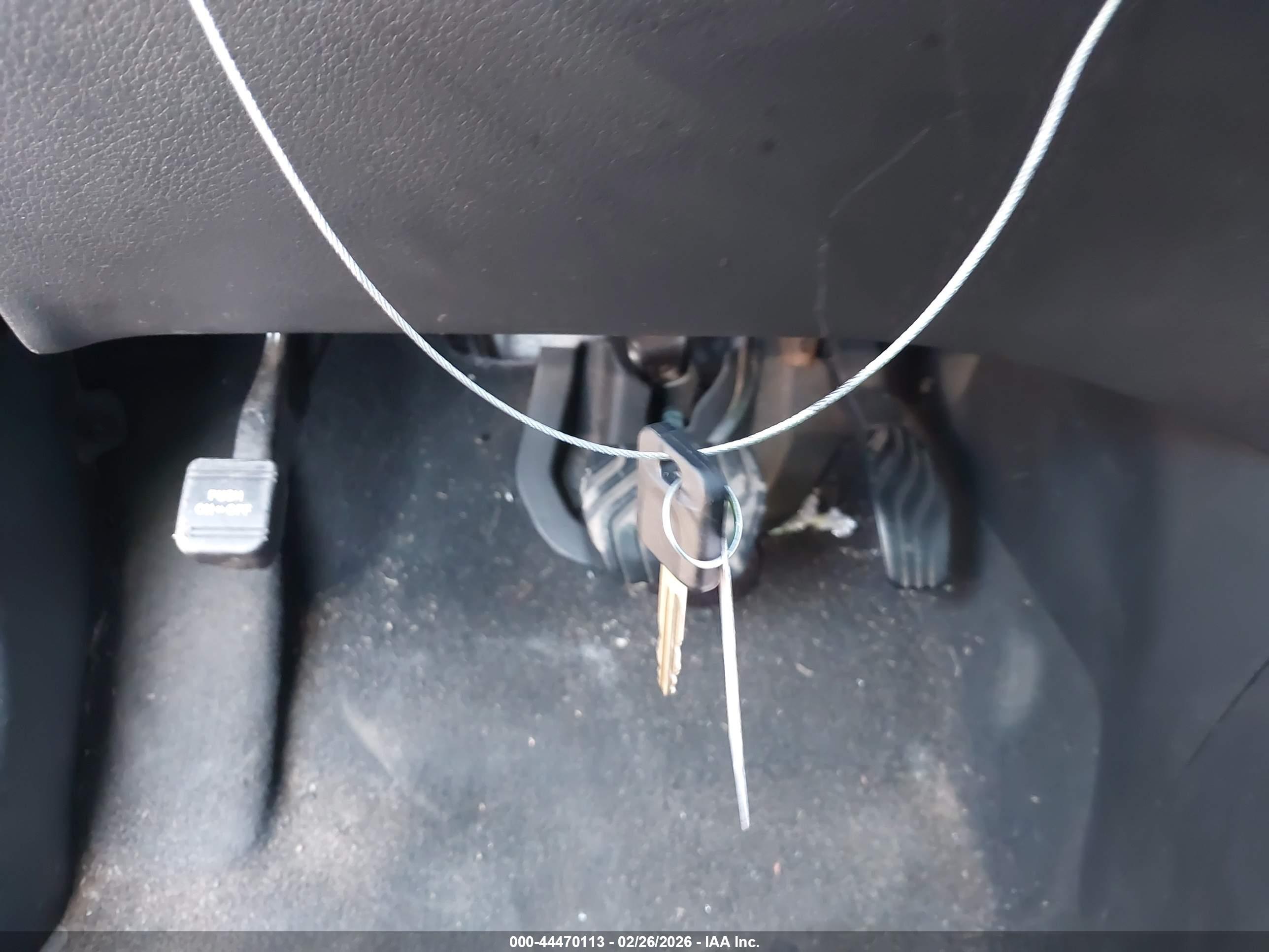 NISSAN ROGUE image 11