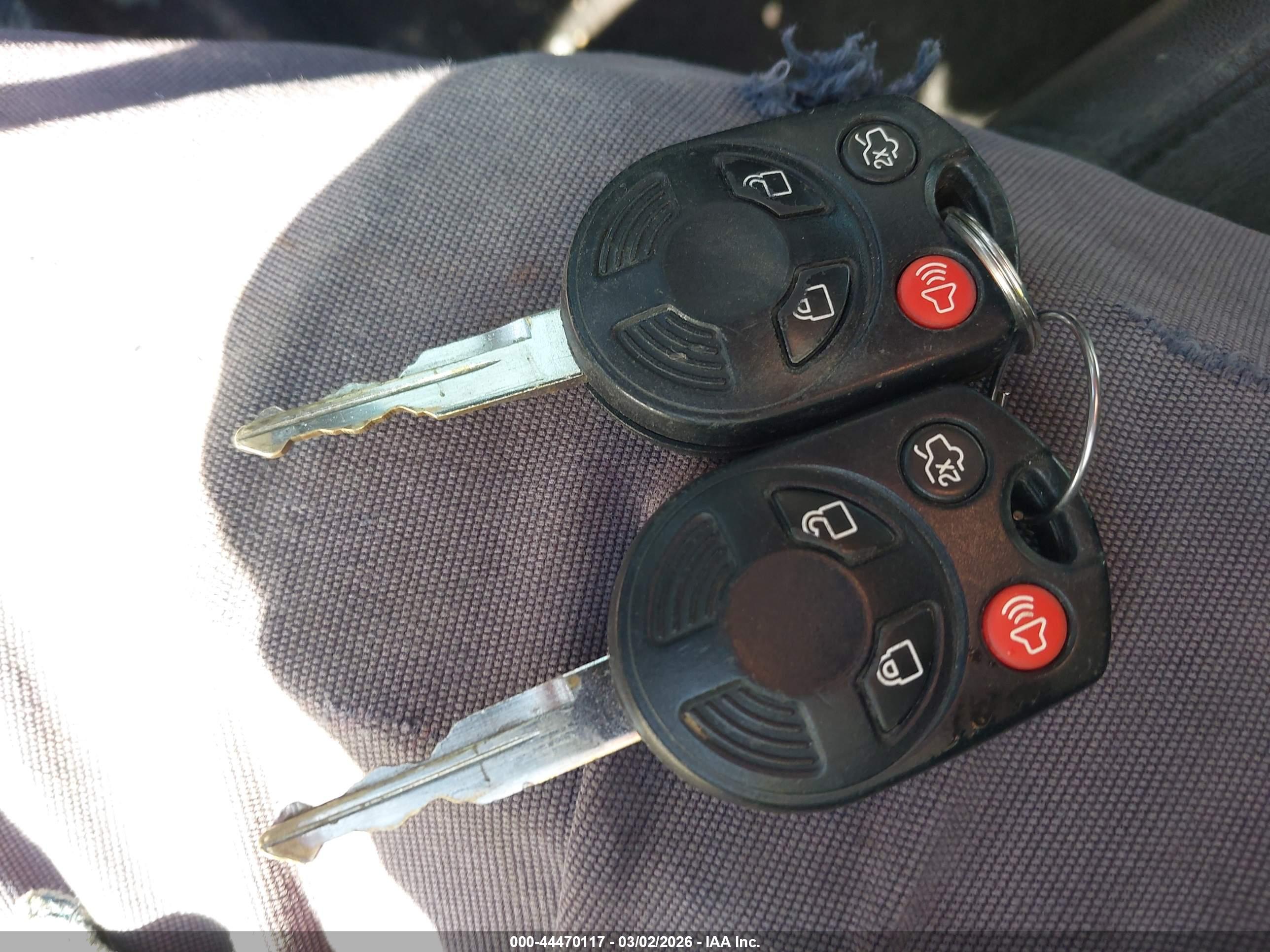 FORD ESCAPE image 11
