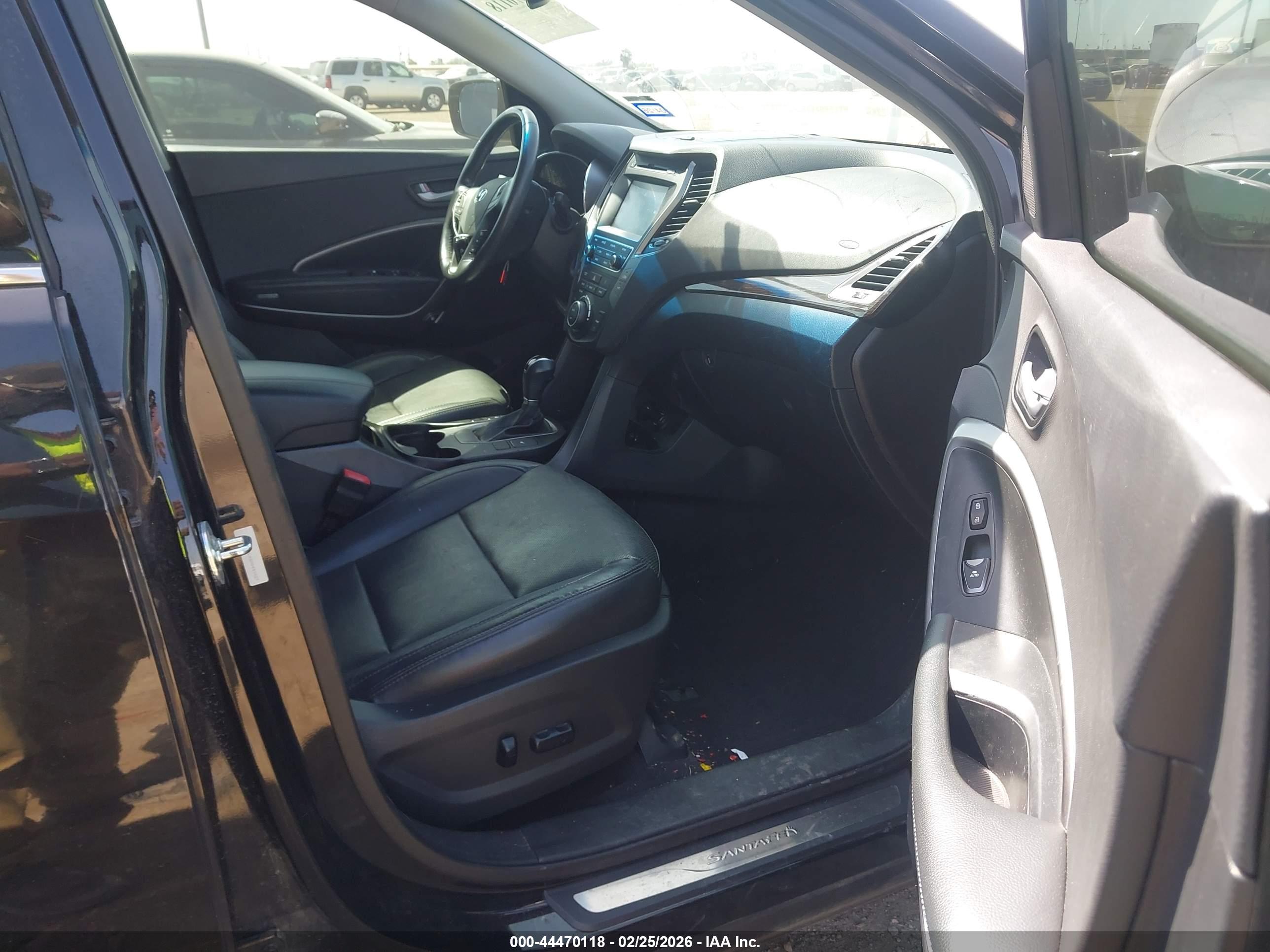 HYUNDAI SANTA image 5