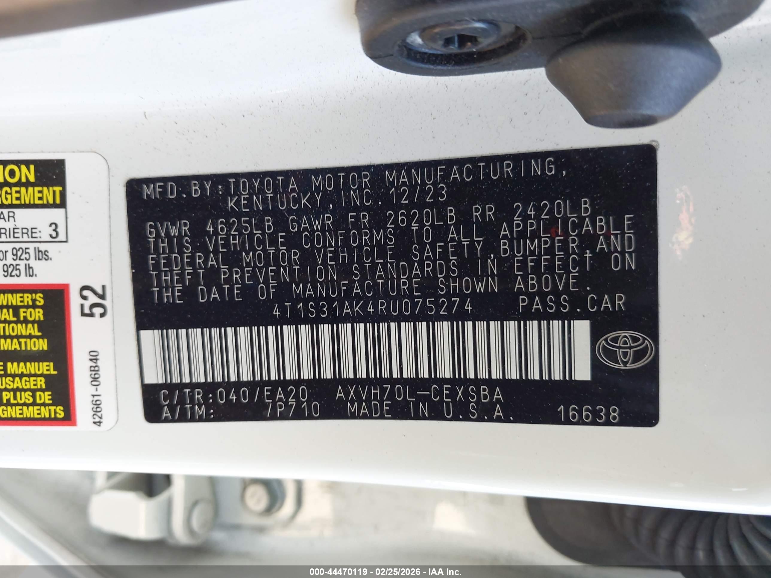 TOYOTA CAMRY image 9