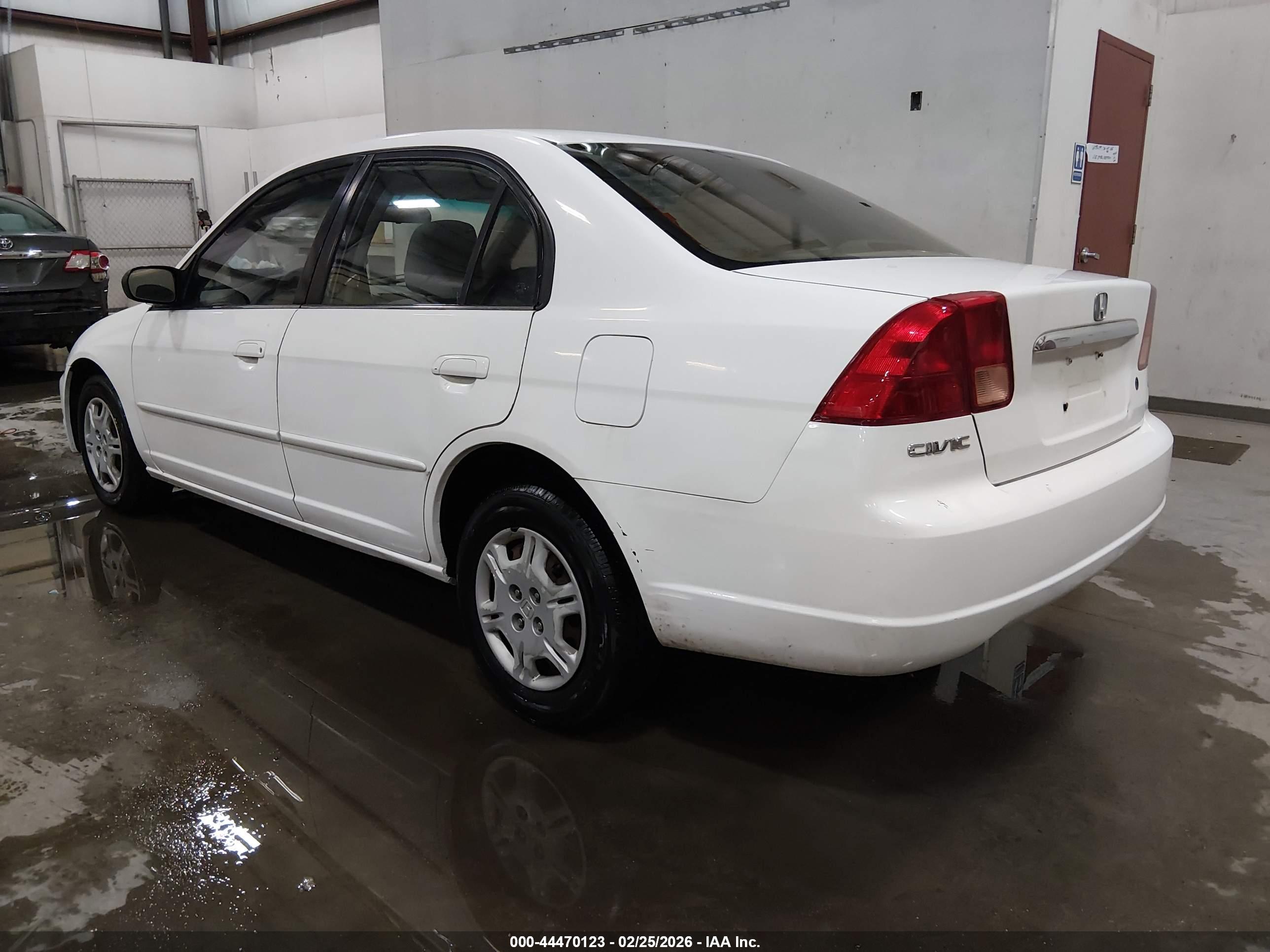 HONDA CIVIC image 3