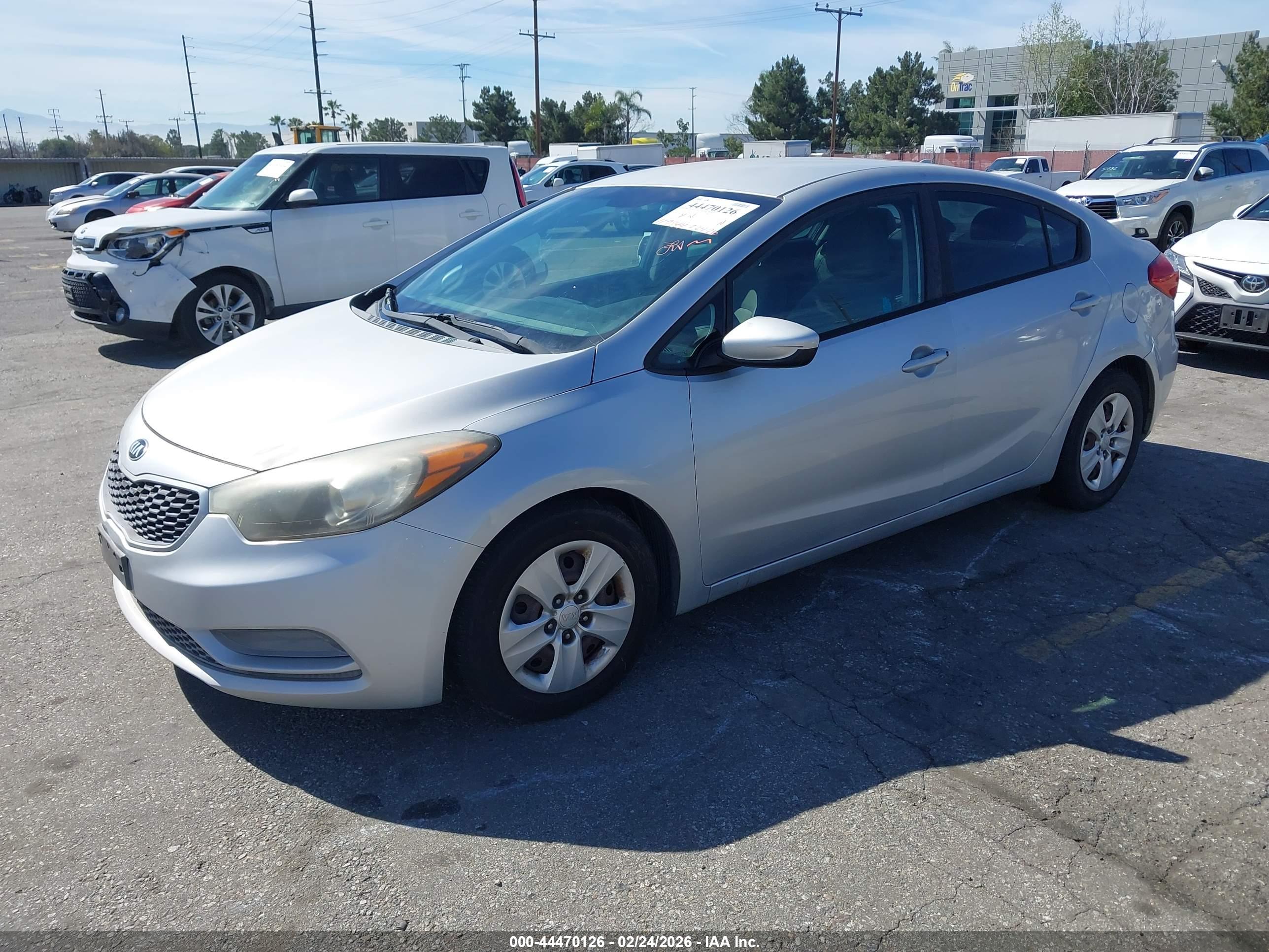 KIA FORTE image 2