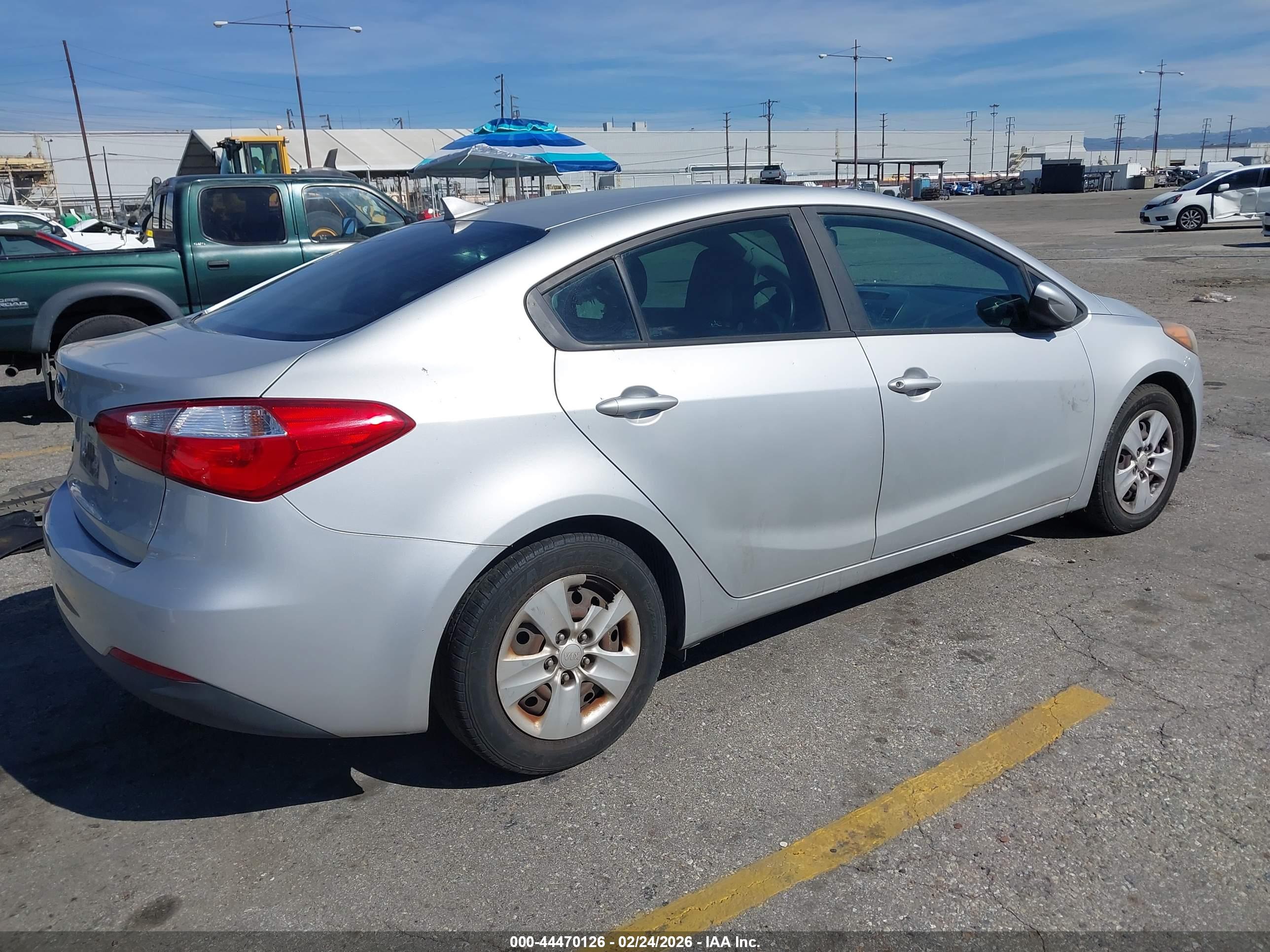 KIA FORTE image 4